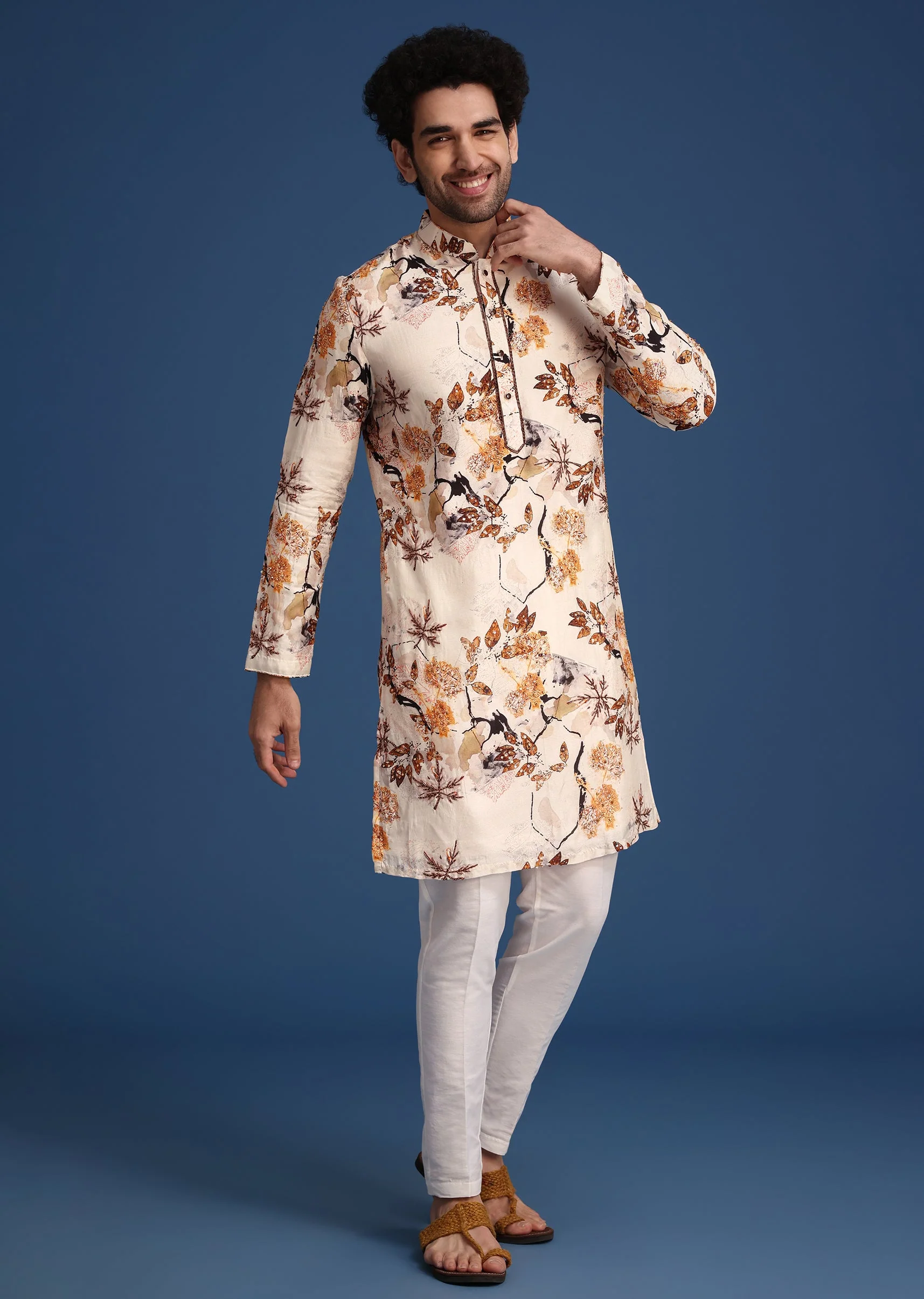 Beige Linen Printed Kurta Set With Leaf Motifs - Image 3