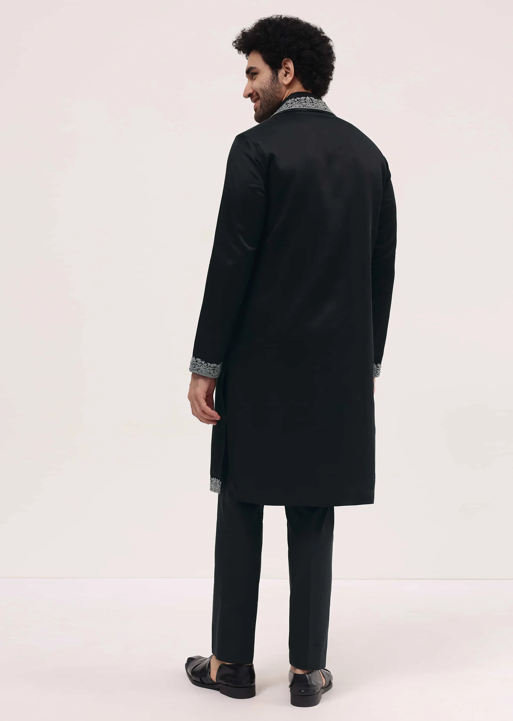 Black Kurta Set In Resham Work With Dupatta For Men - Image 5