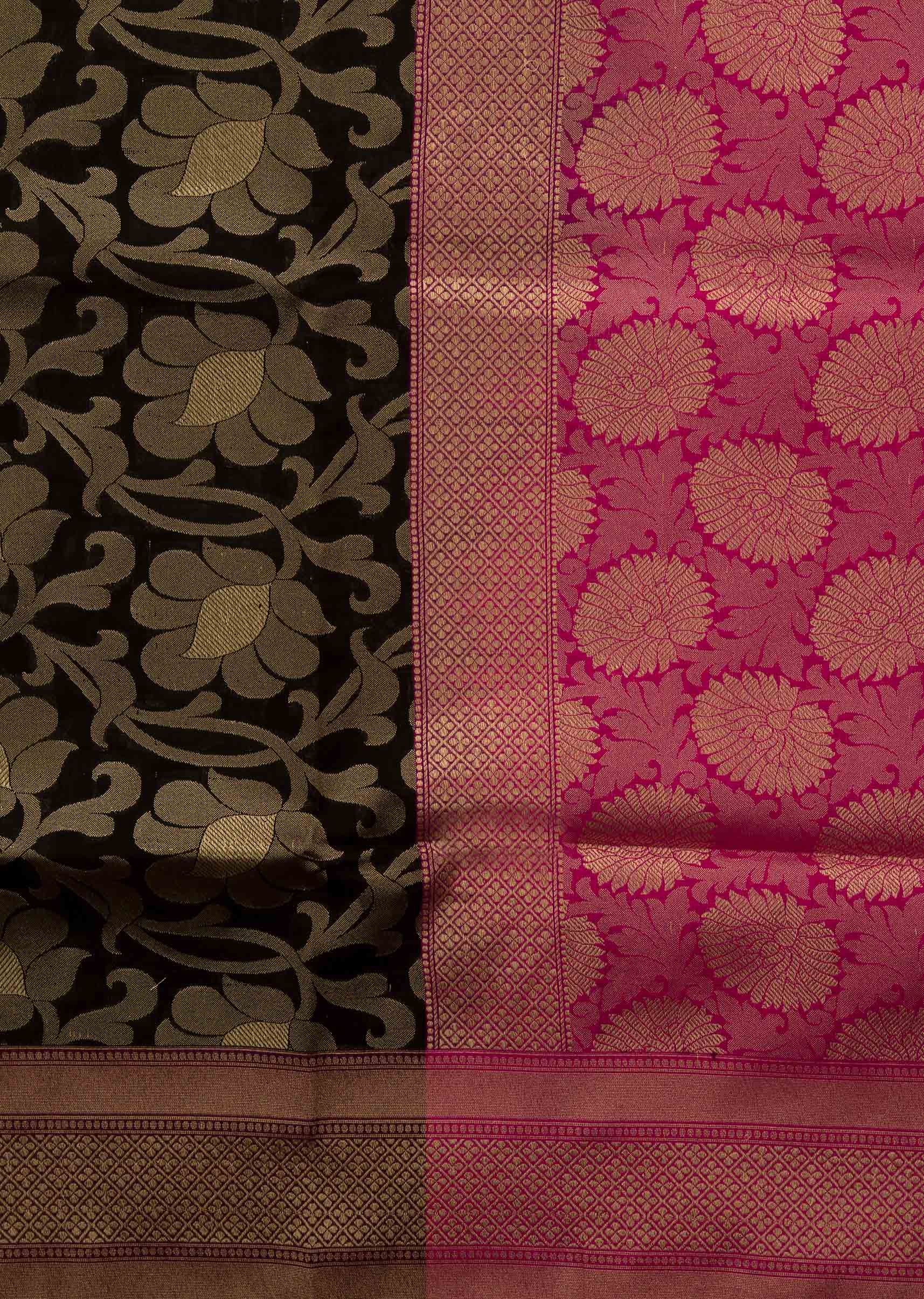 Black Saree In Jaal Weave With Contrast Pink Brocade Pallu Online - Kalki Fashion - Image 3