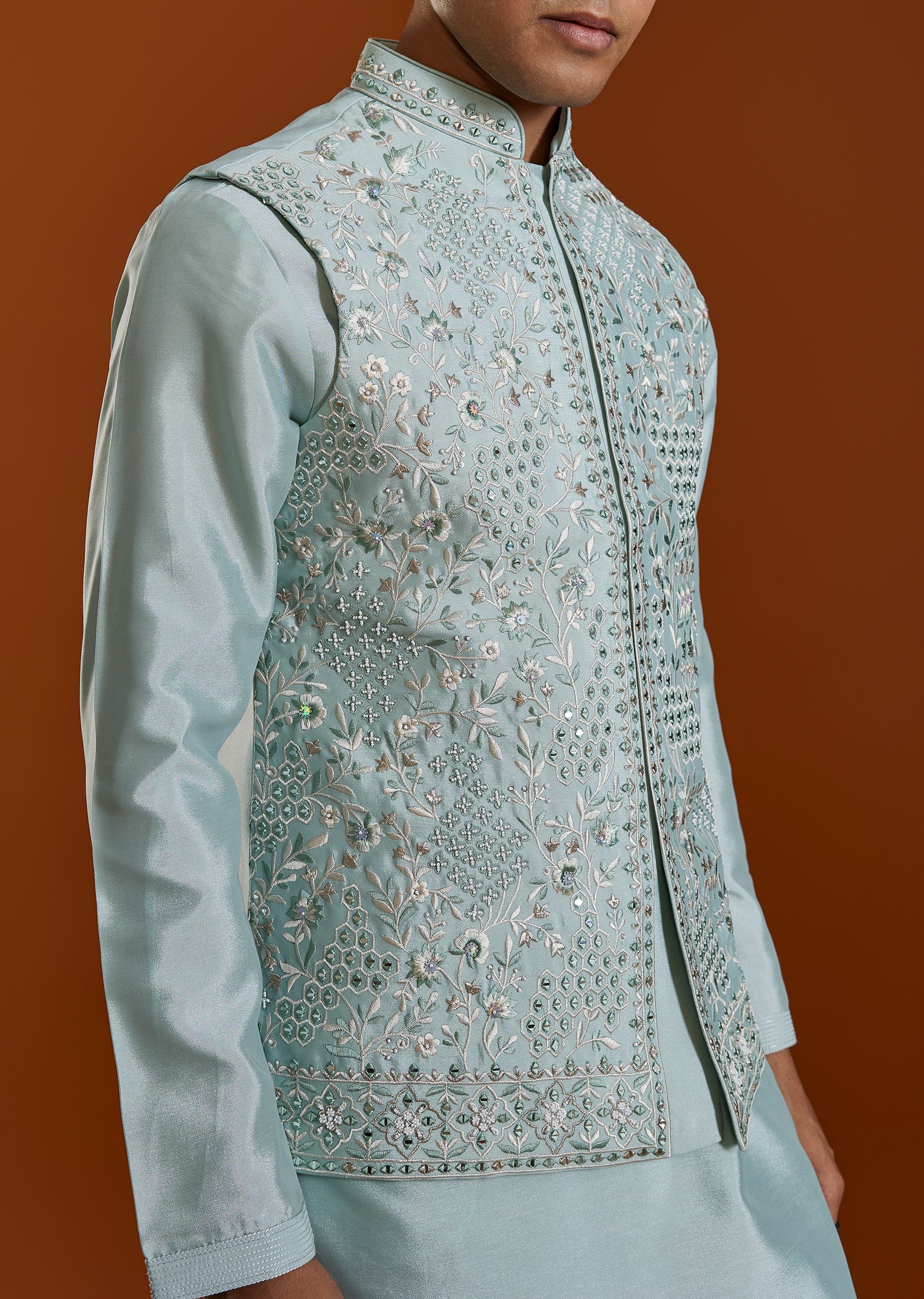 Blue Festive Pair – Ready Pleated Saree For Her And Kurta Set For Him - Image 7