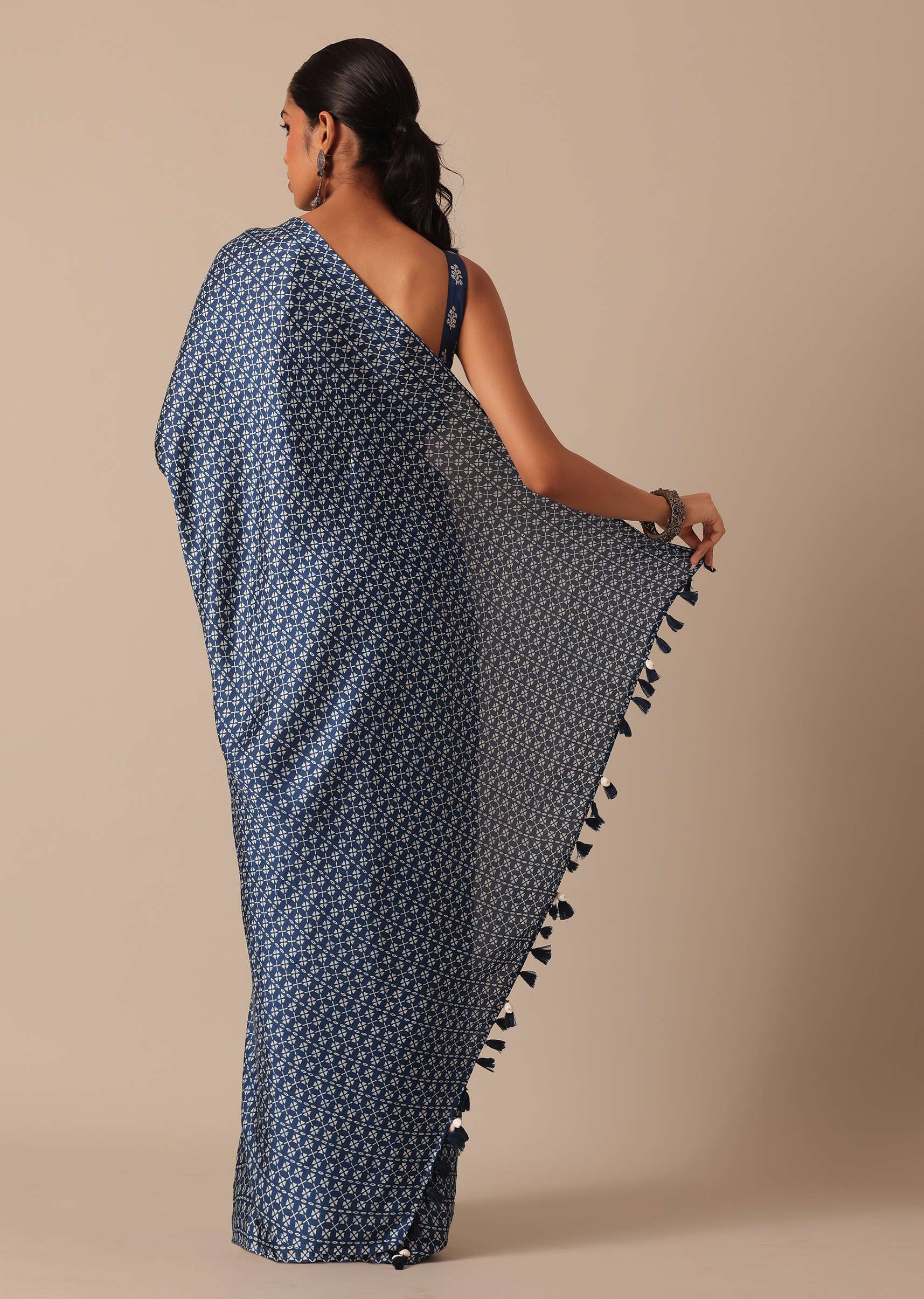 Blue Printed Saree In Satin With Tassel Pallu And Unstitched Blouse Piece - Image 6