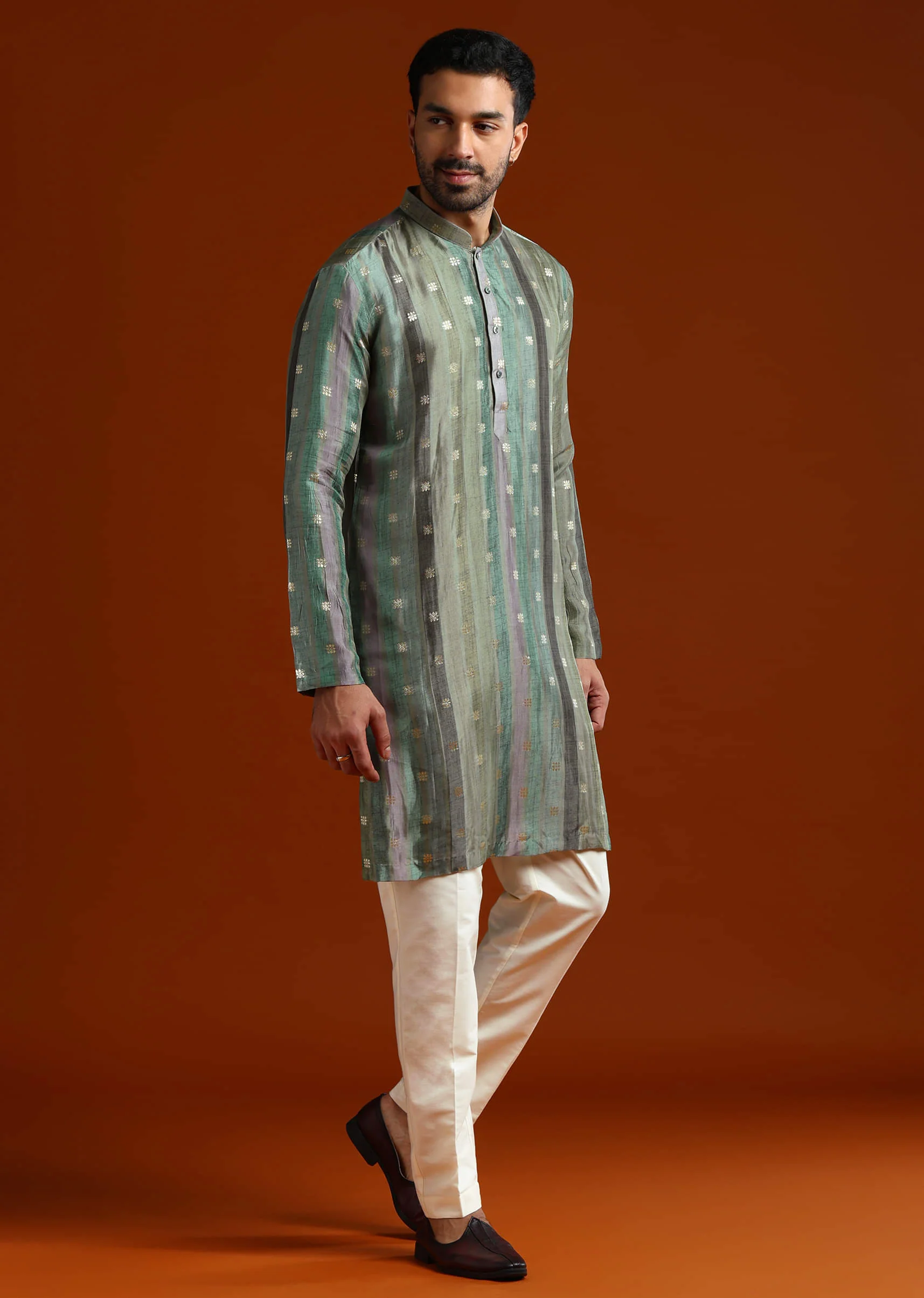Blue Silk Kurta Set For Men With Zari Work - Image 3