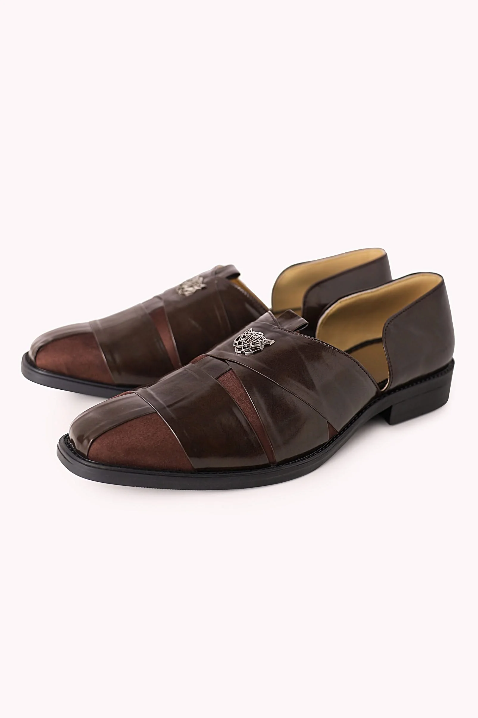 Brown Juttis with Block Heels - Image 9