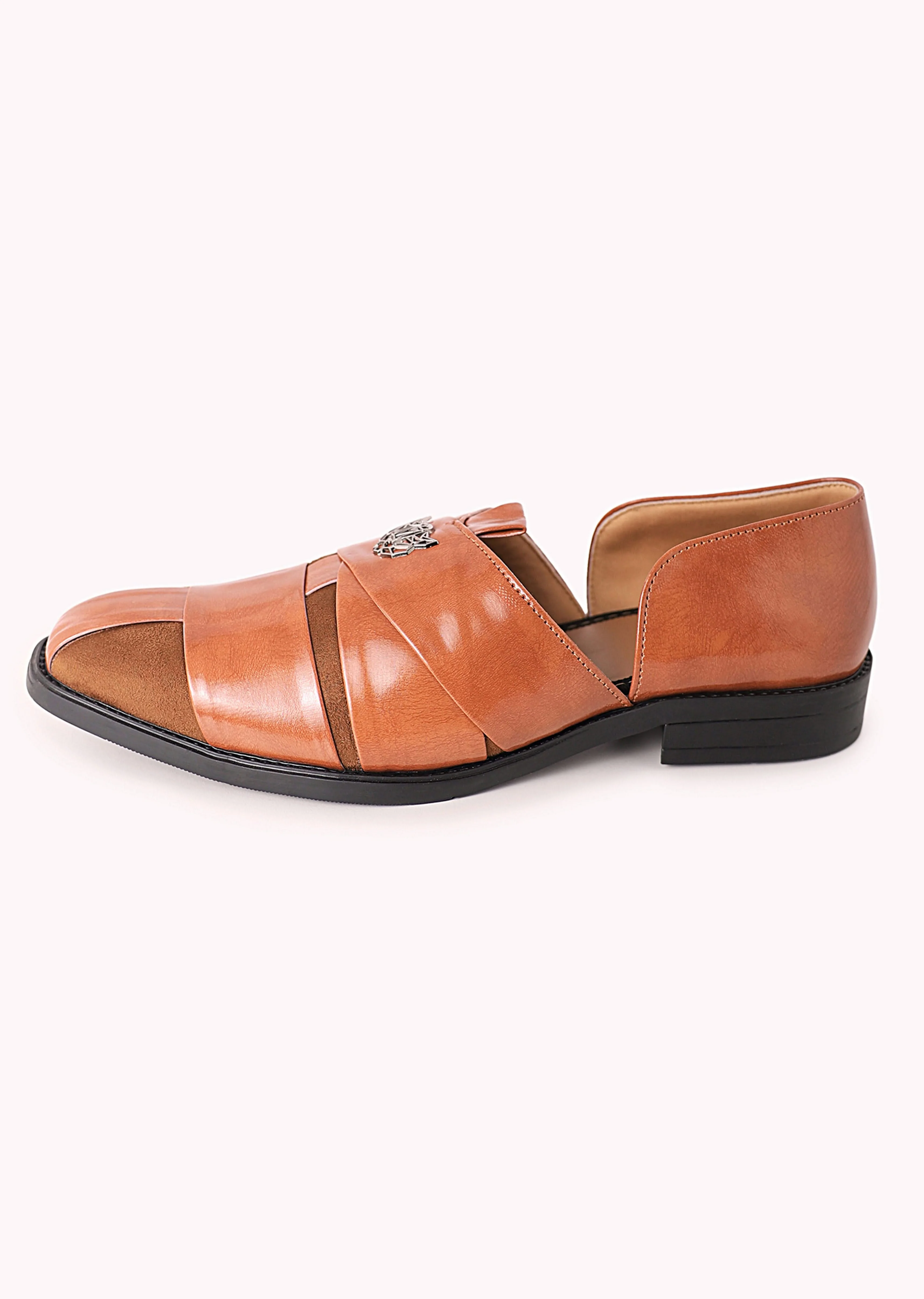 Brown Juttis with Cutwork Detail - Image 6