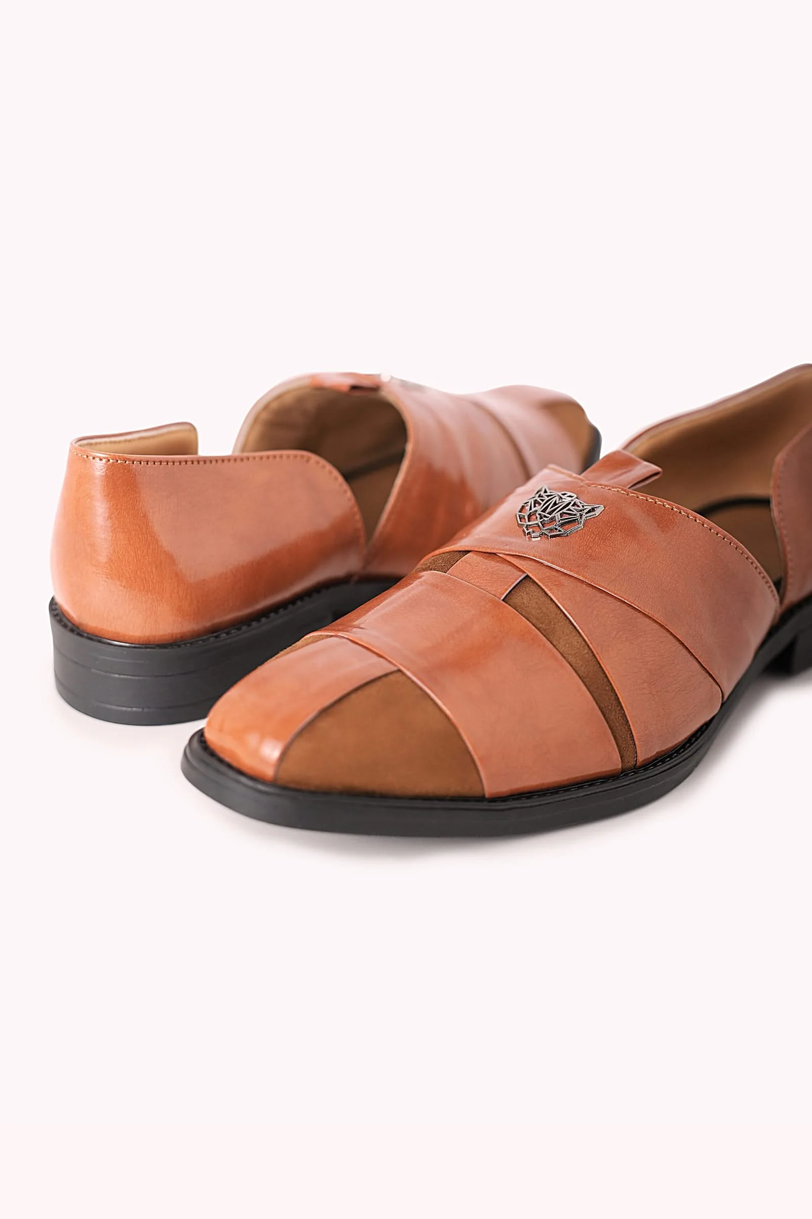 Brown Juttis with Cutwork Detail - Image 9