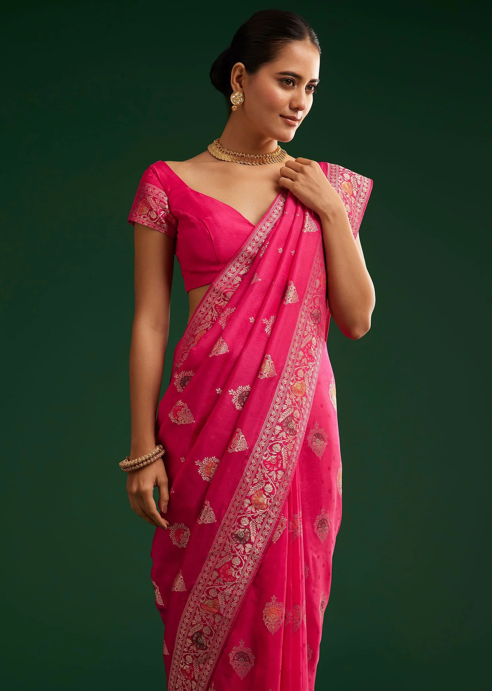 Classic Red Dola Silk Saree With Zari Detailing - Image 5