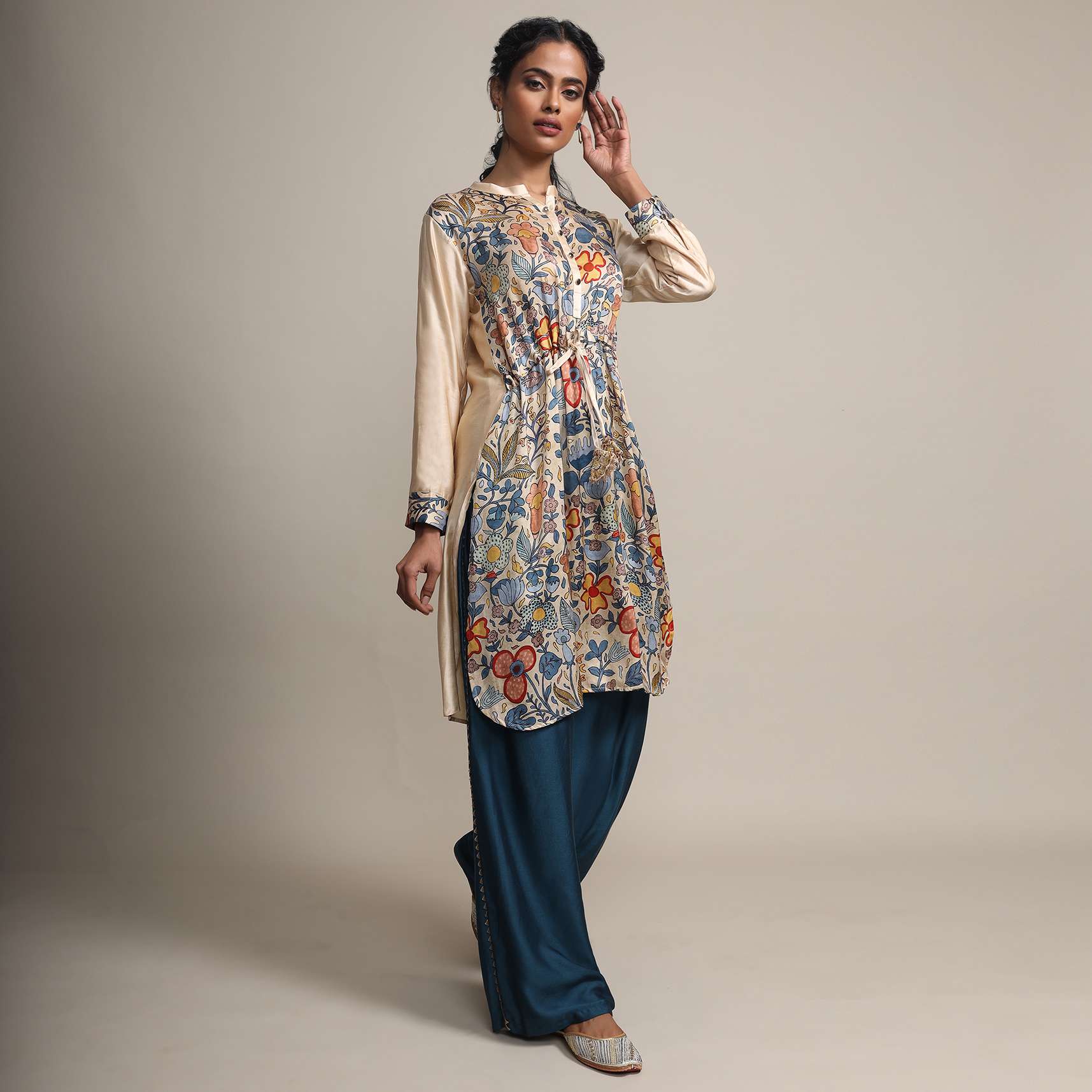 Cream Floral Printed Suit With Contrasting Peacock Blue Palazzo Pants - Image 6