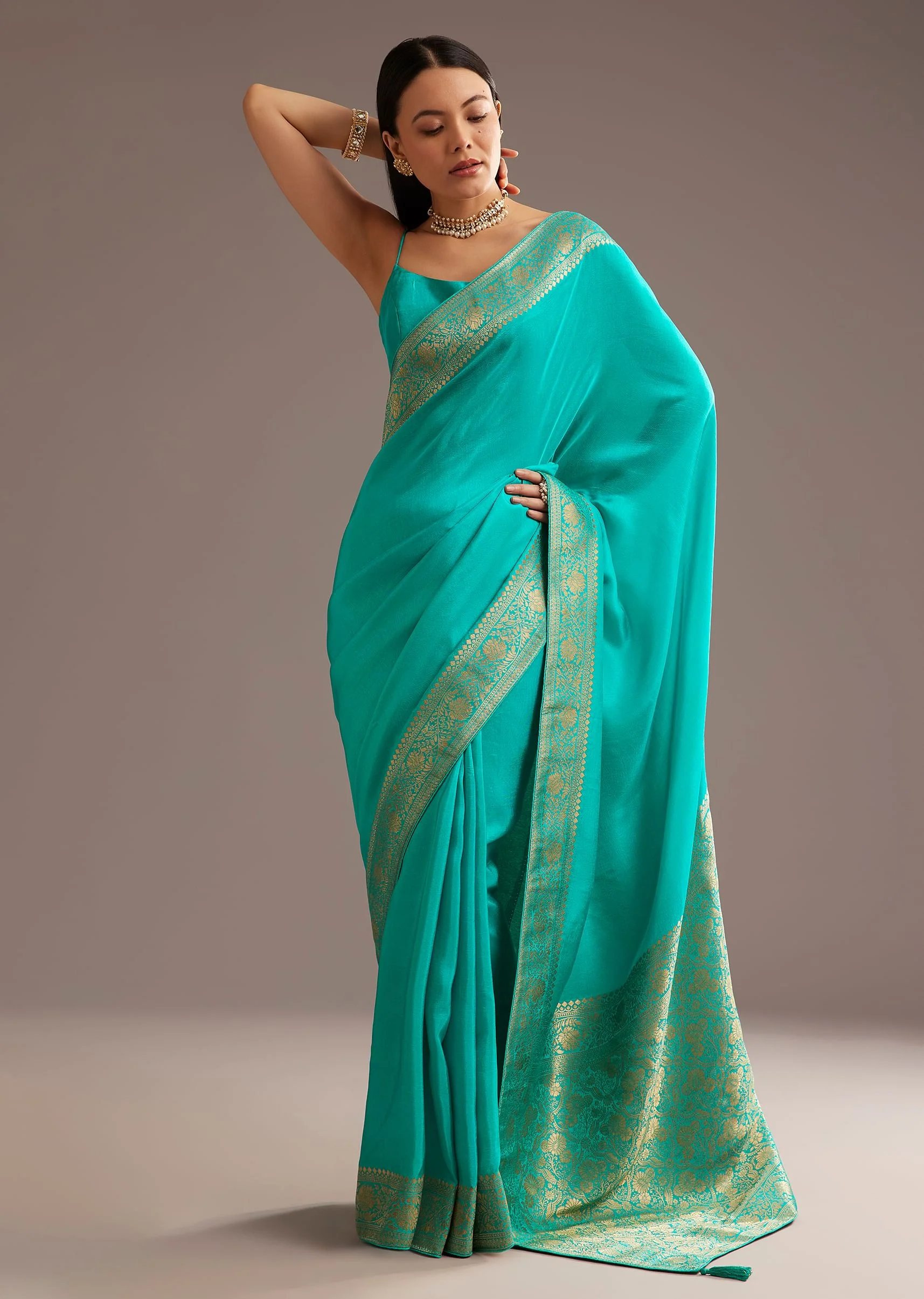 Cyan Dola Silk Saree With Zari Woven Border And Pallu - Image 3