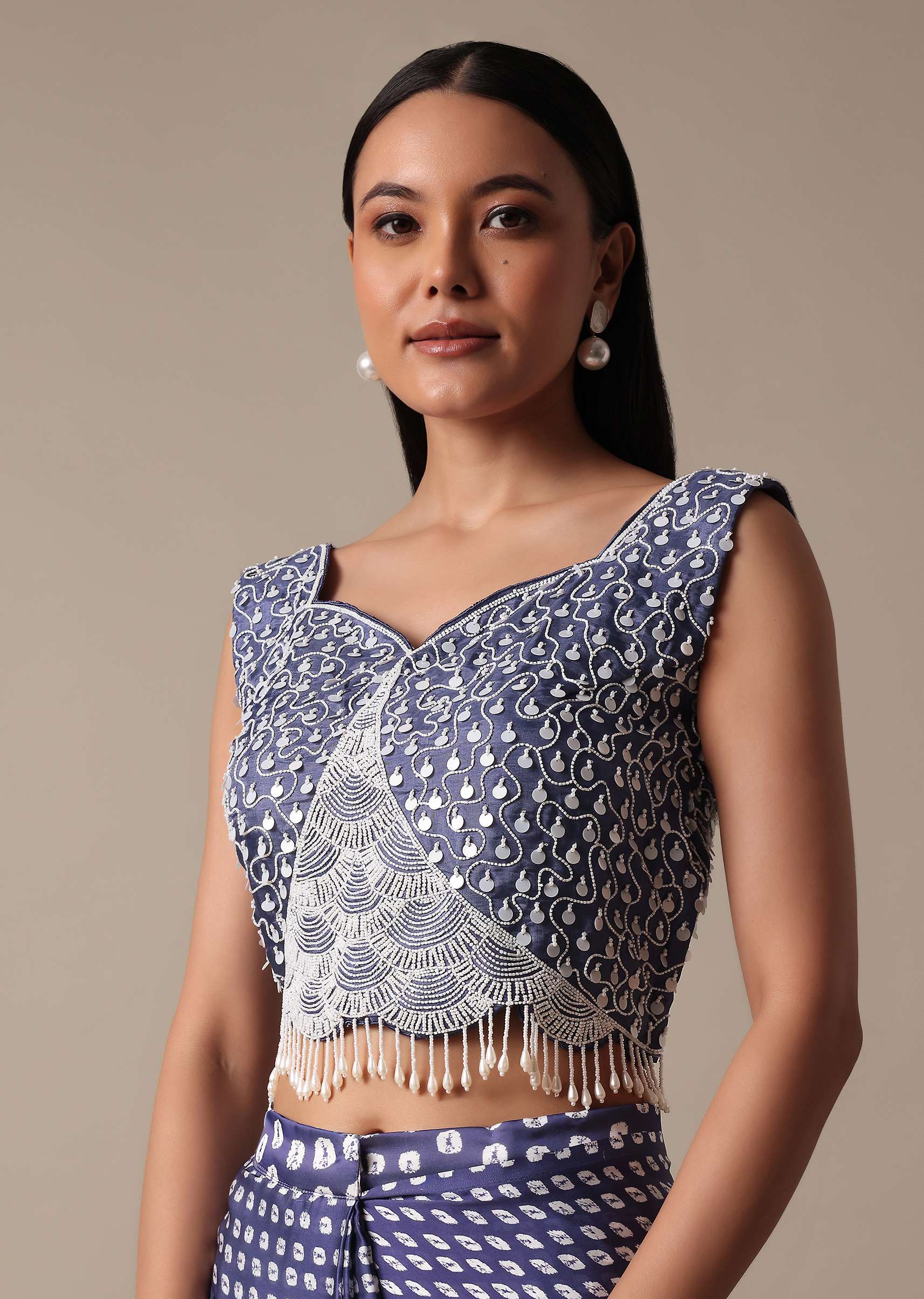 Elegant Blue Ready Pleated Saree With Stitched Blouse - Image 5