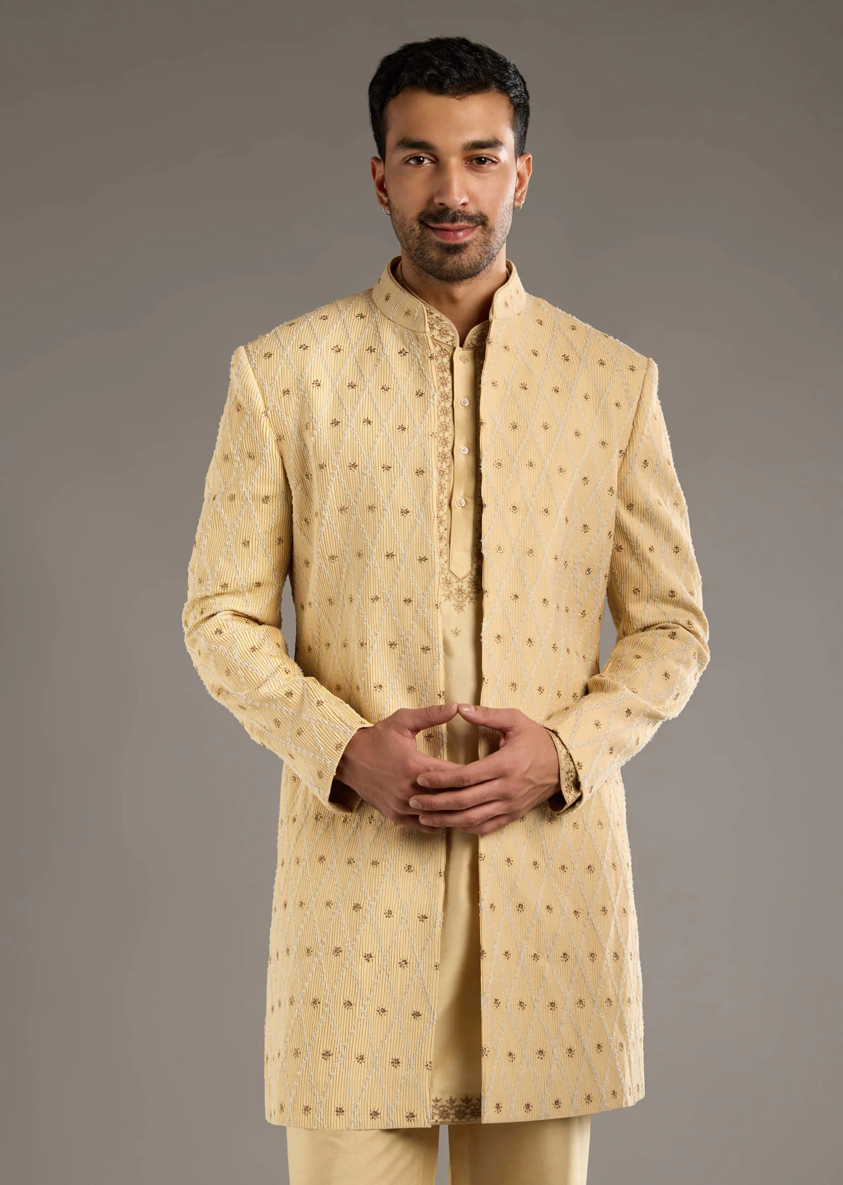 Gold Cotton Silk Indo Western Set For Men With Zari Embroidery - Image 4