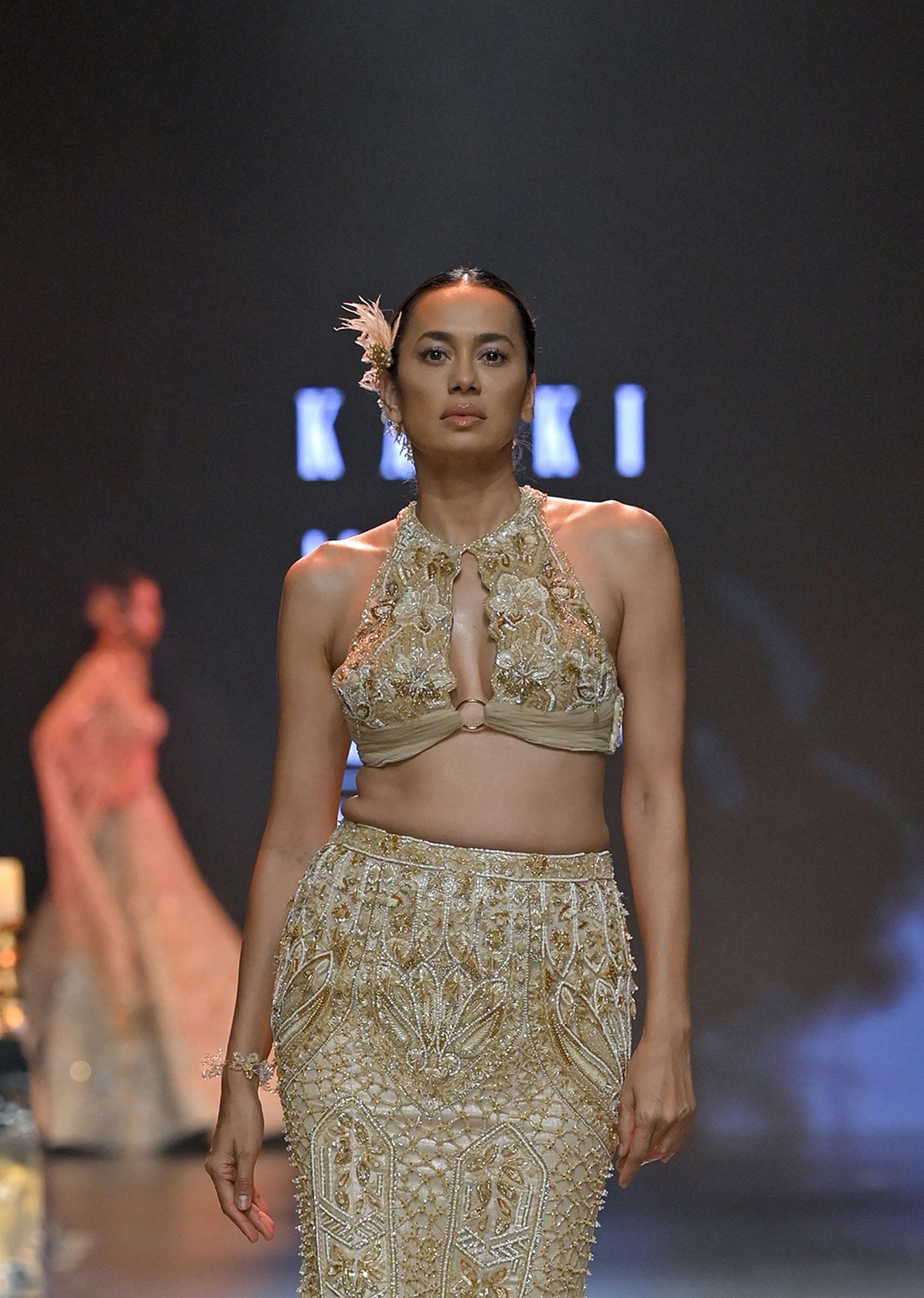Gold Lehenga Set In Art Silk With Balloon Flare And Heavy Embroidery - Image 2