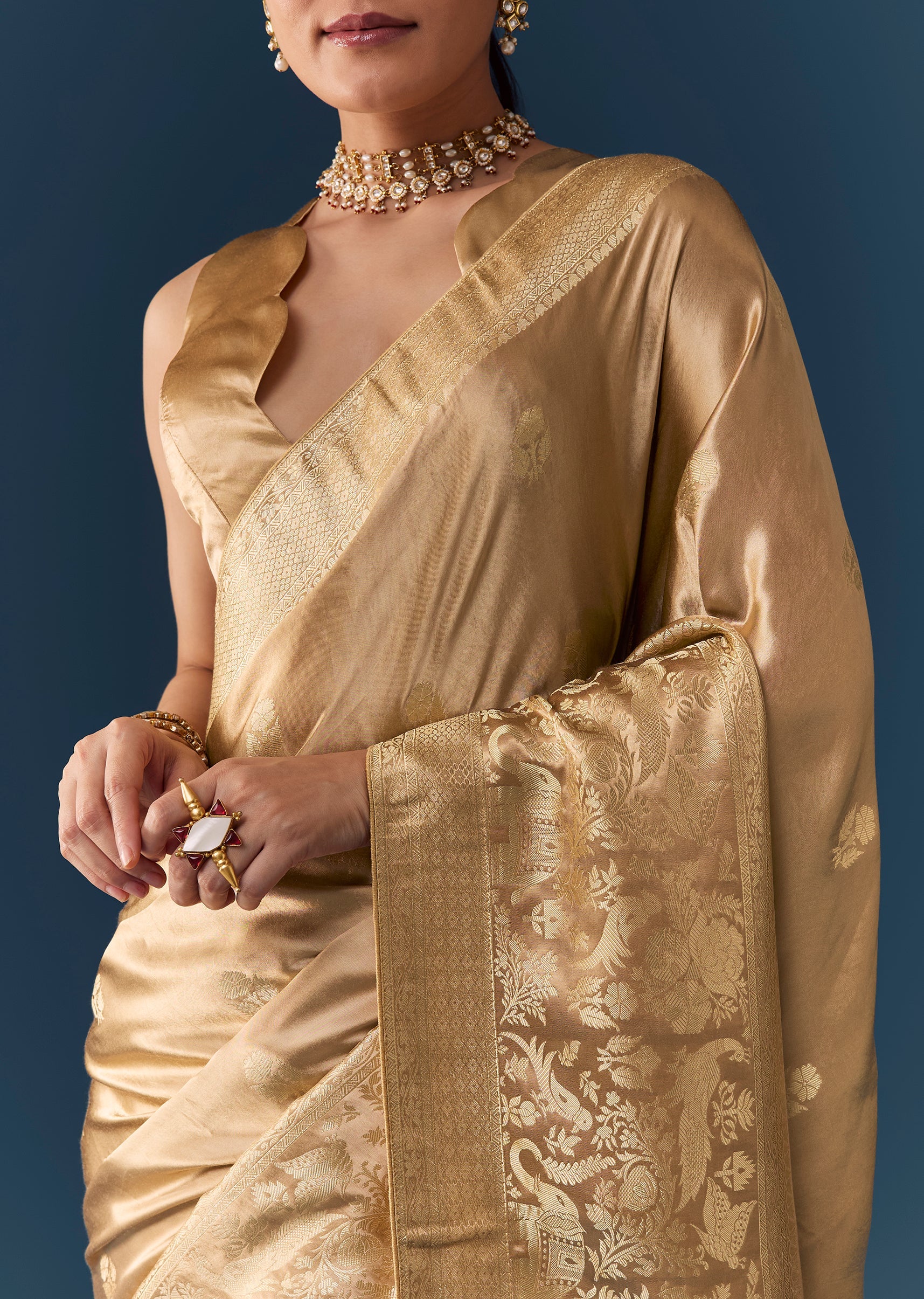 Gold Zari Weave Saree with Blouse Fabric - Image 2