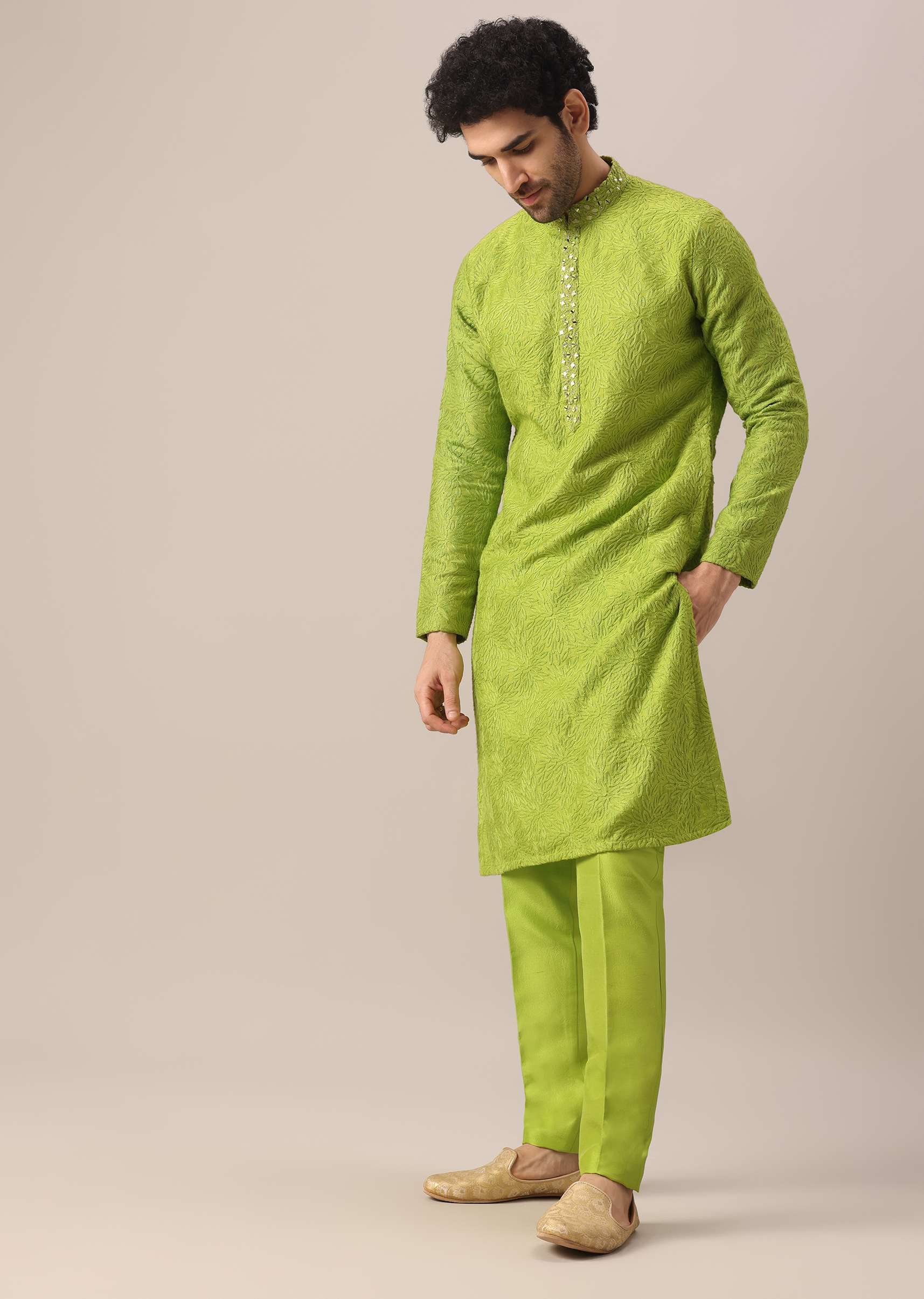 Green Cotton Kurta And Dola Silk Pant Set With Embroidery - Image 5