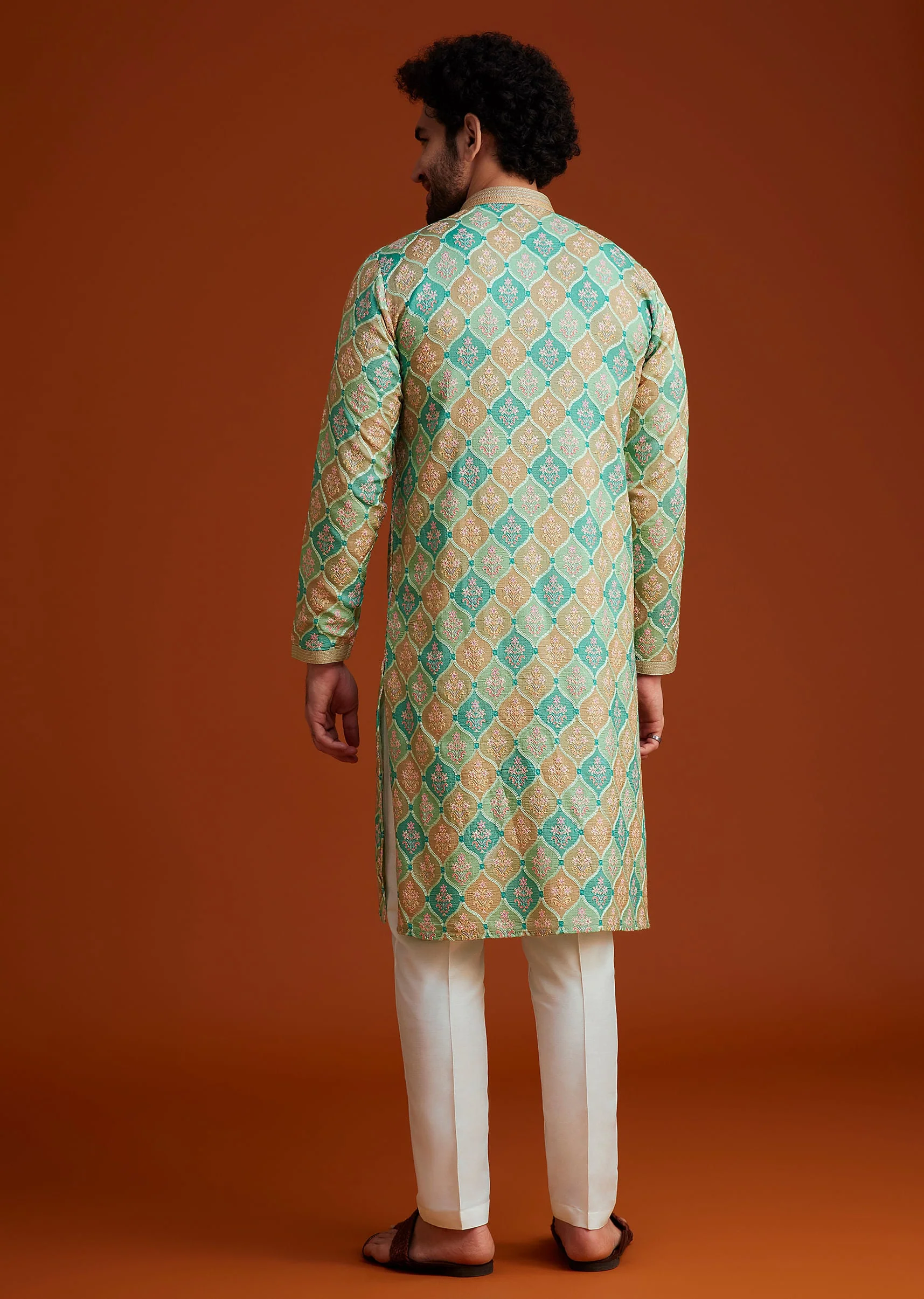 Green Floral Geometric Printed Kurta Pajama Set - Image 5