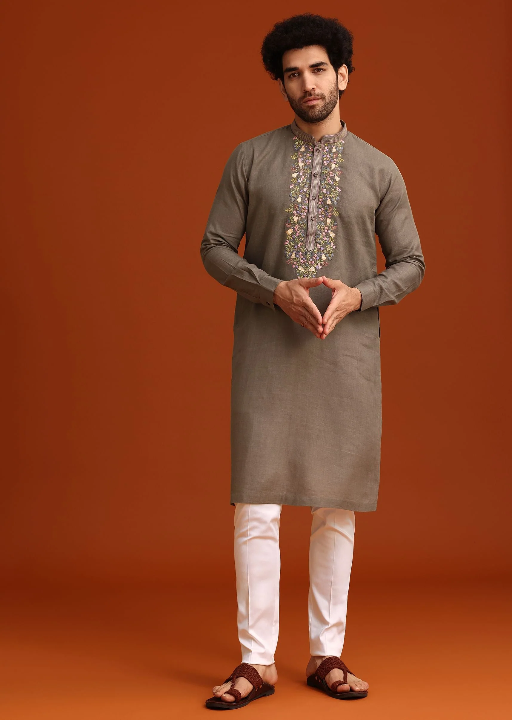 Grey Linen Floral Resham Hand Embroidered Kurta Set - Image 2