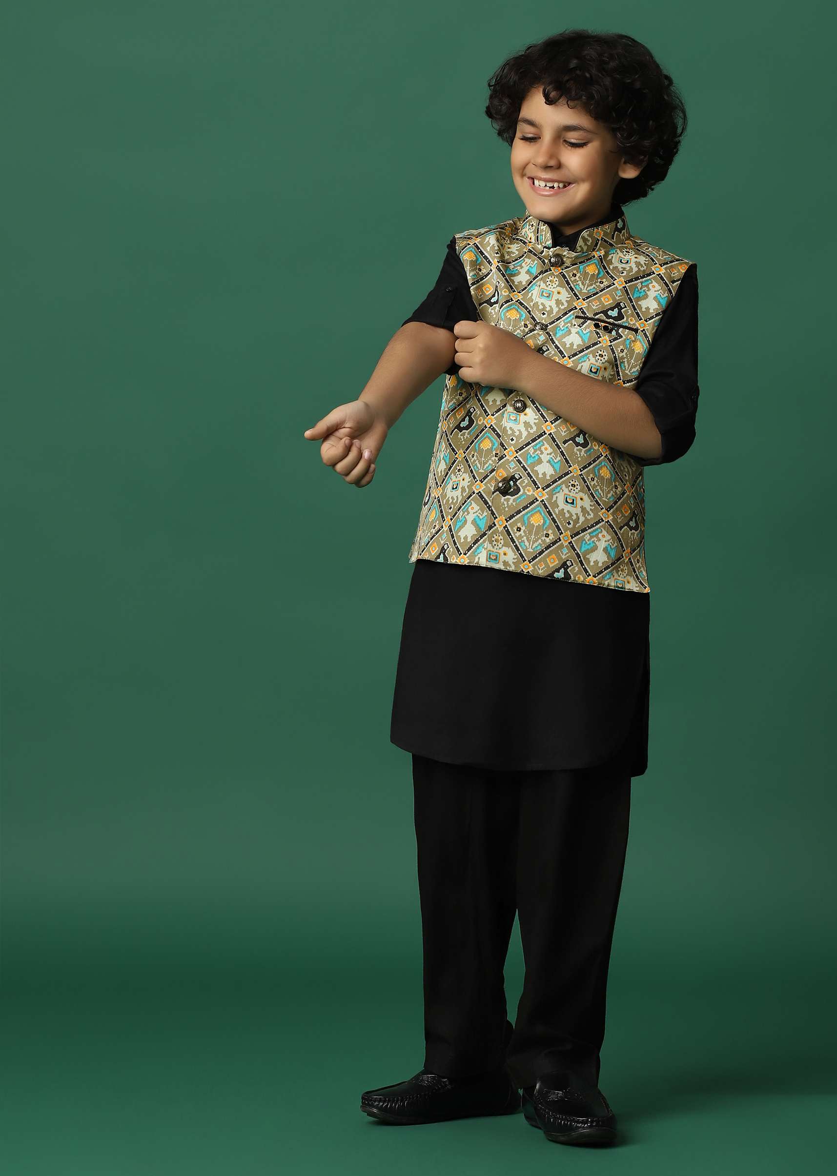 Kalki Multicolor Bandi Jacket And Black Kurta Set In Silk For Boys - Image 3