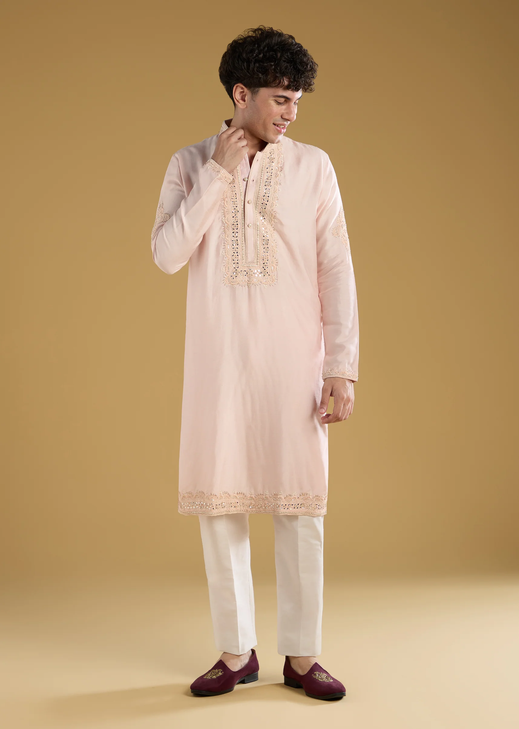 Light Pink Silk Mirror Threadwork Kurta Set - Image 2