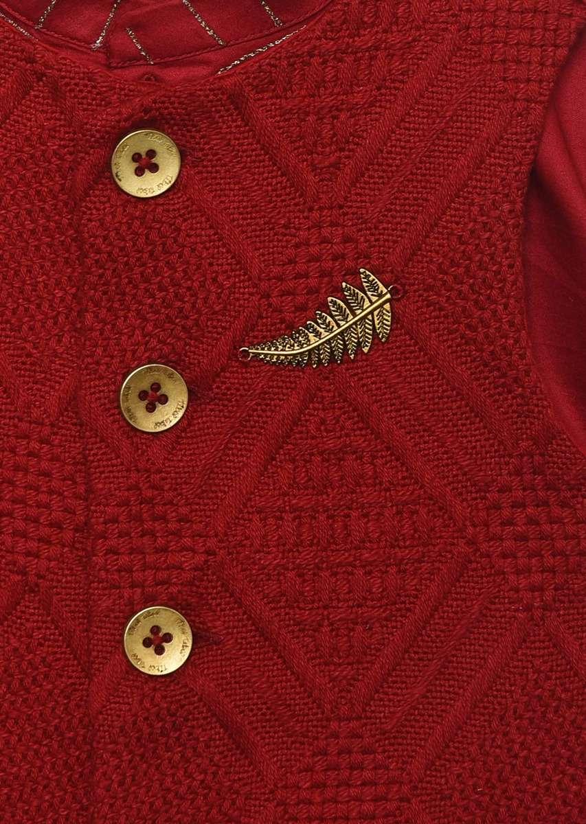 Maroon Monotone Kurta Set With Zari Embroidery And Jacquard Bundi By Tiber Taber - Image 10