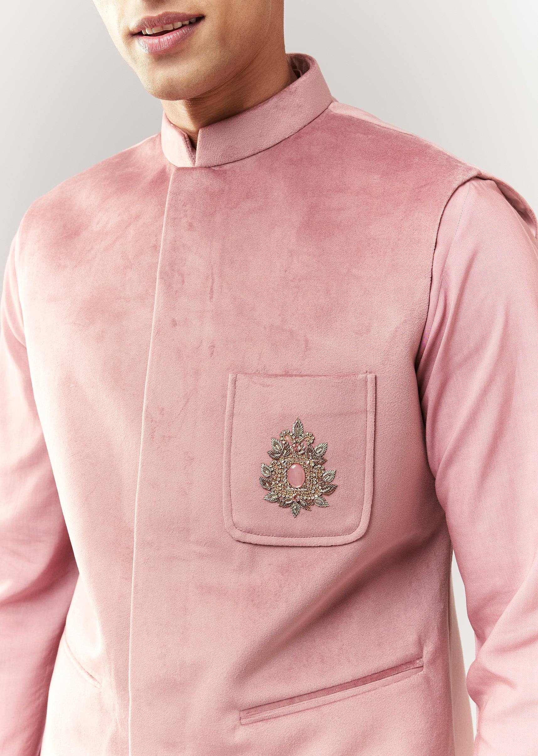 Mauve Suede Bandi Set With Motifs Beads Cutdana And Zardosi - Image 3