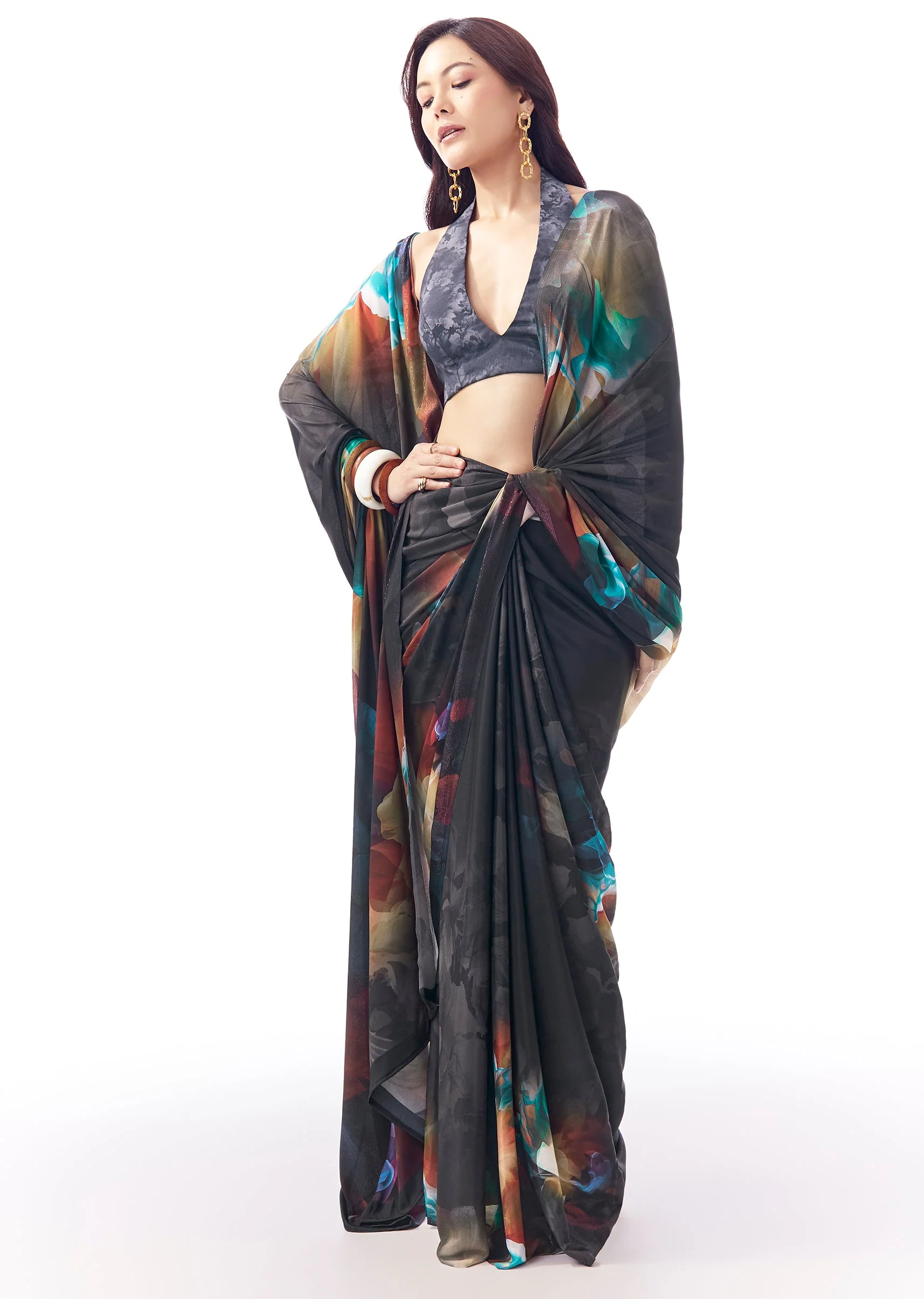 Midnight Blue Georgette Saree With Multicolour Floral Print - Image 3