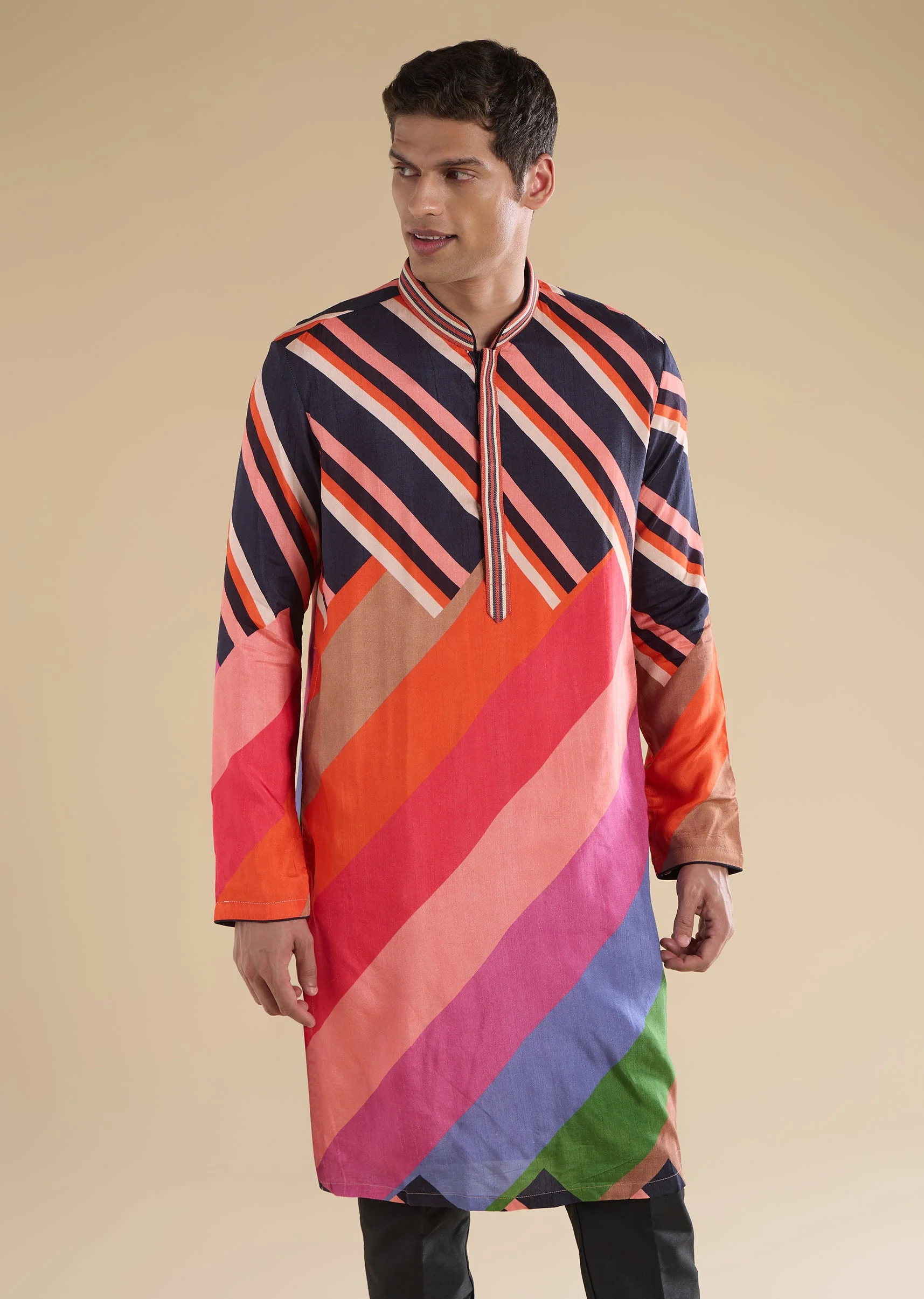 Multicolour Printed Kurta And Pant Set - Image 4