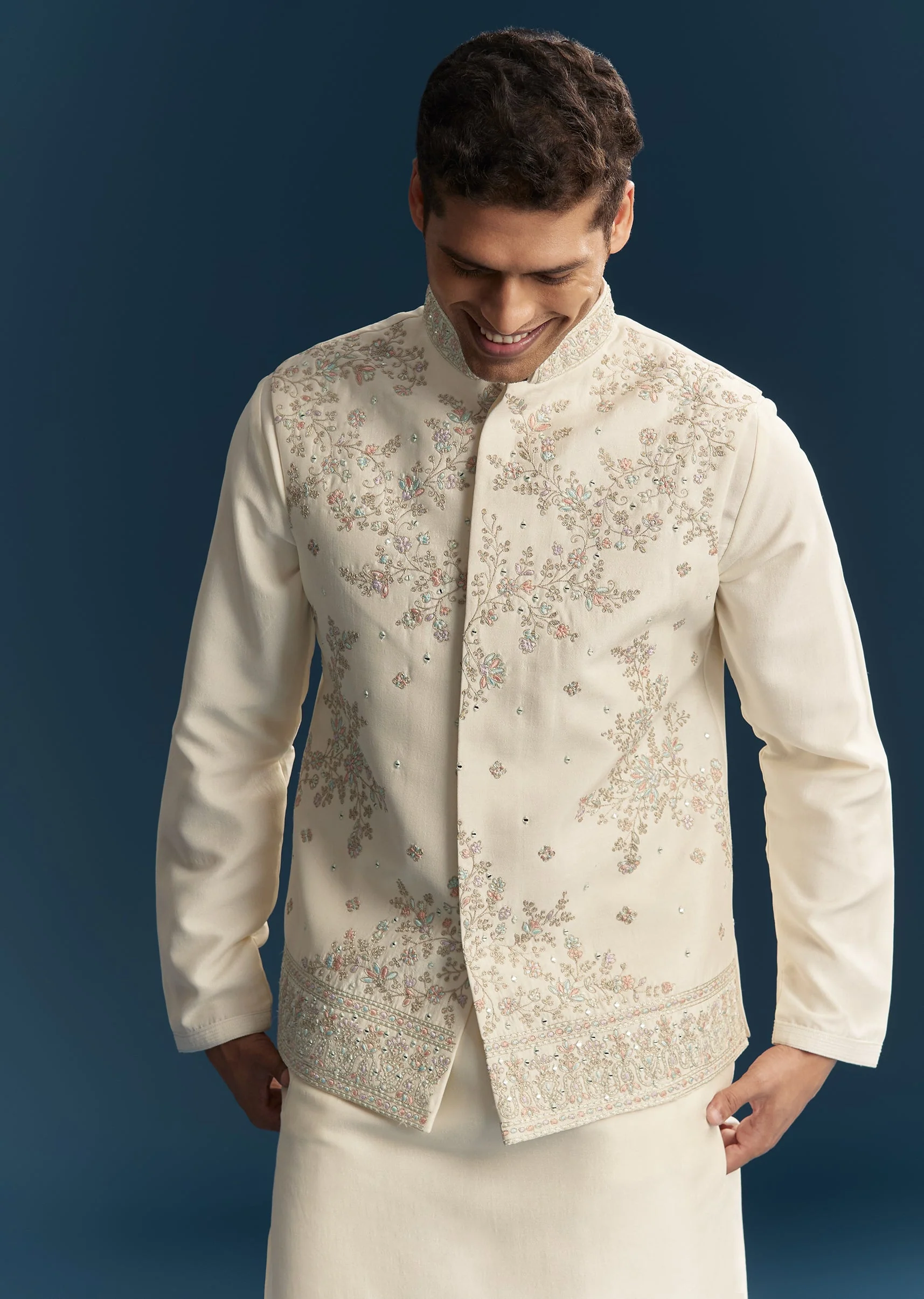 Off White Silk Kurta Jacket Set With Thread Work - Image 4