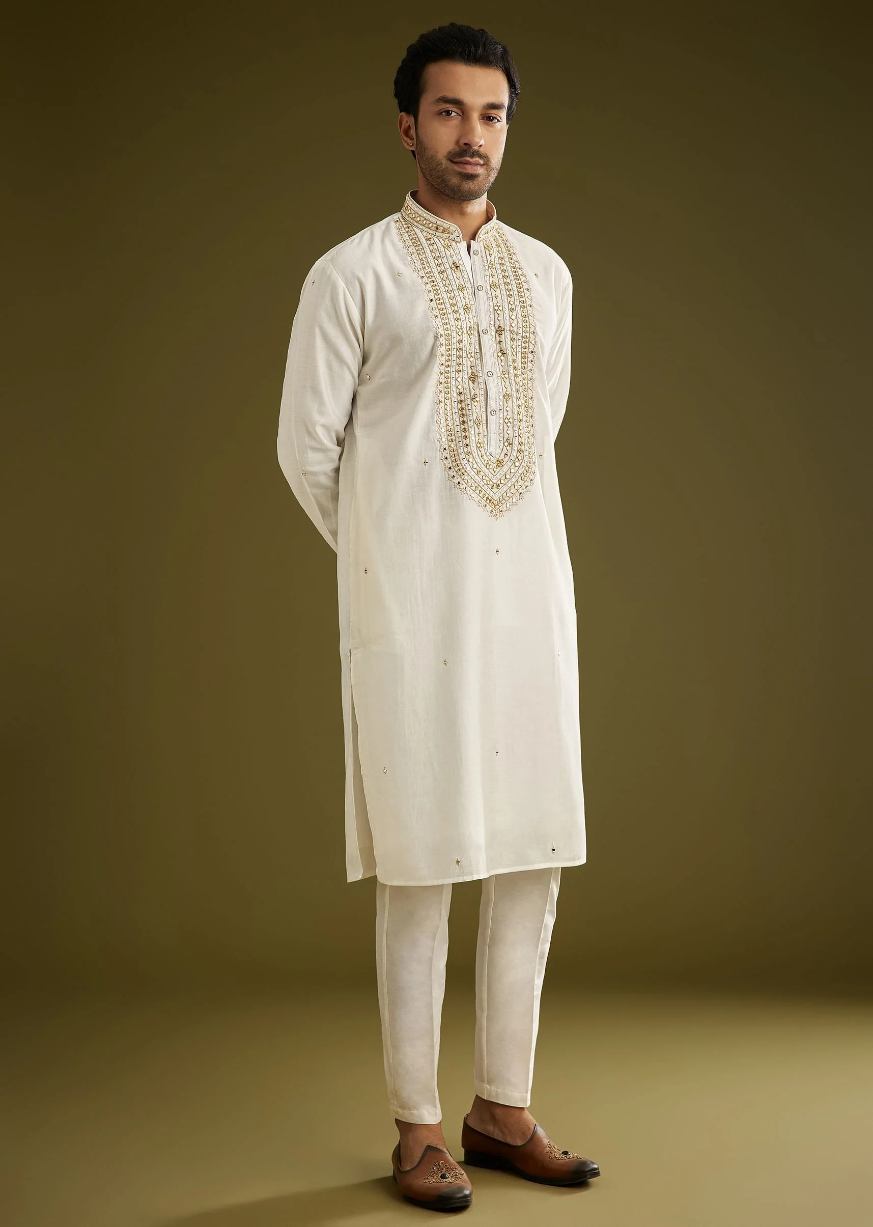Off White Silk Kurta Set With Mirror Thread Embroidered Yoke - Image 4