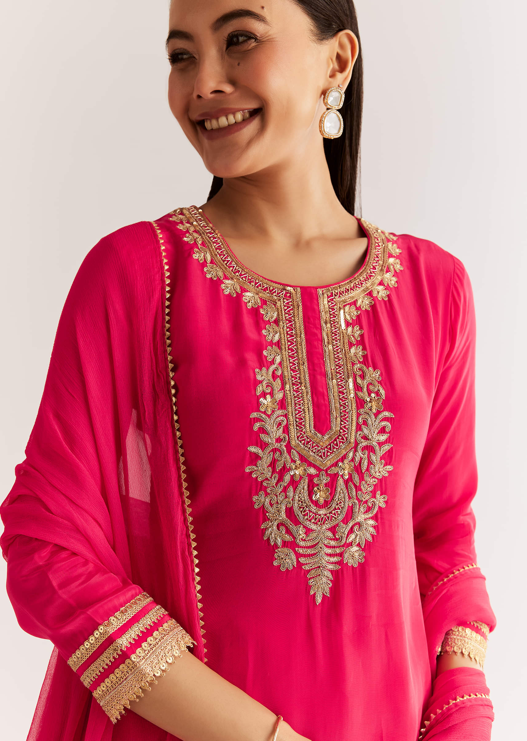 Pink Crepe Kurta Set With Zardosi And Sequins Dupatta - Image 7