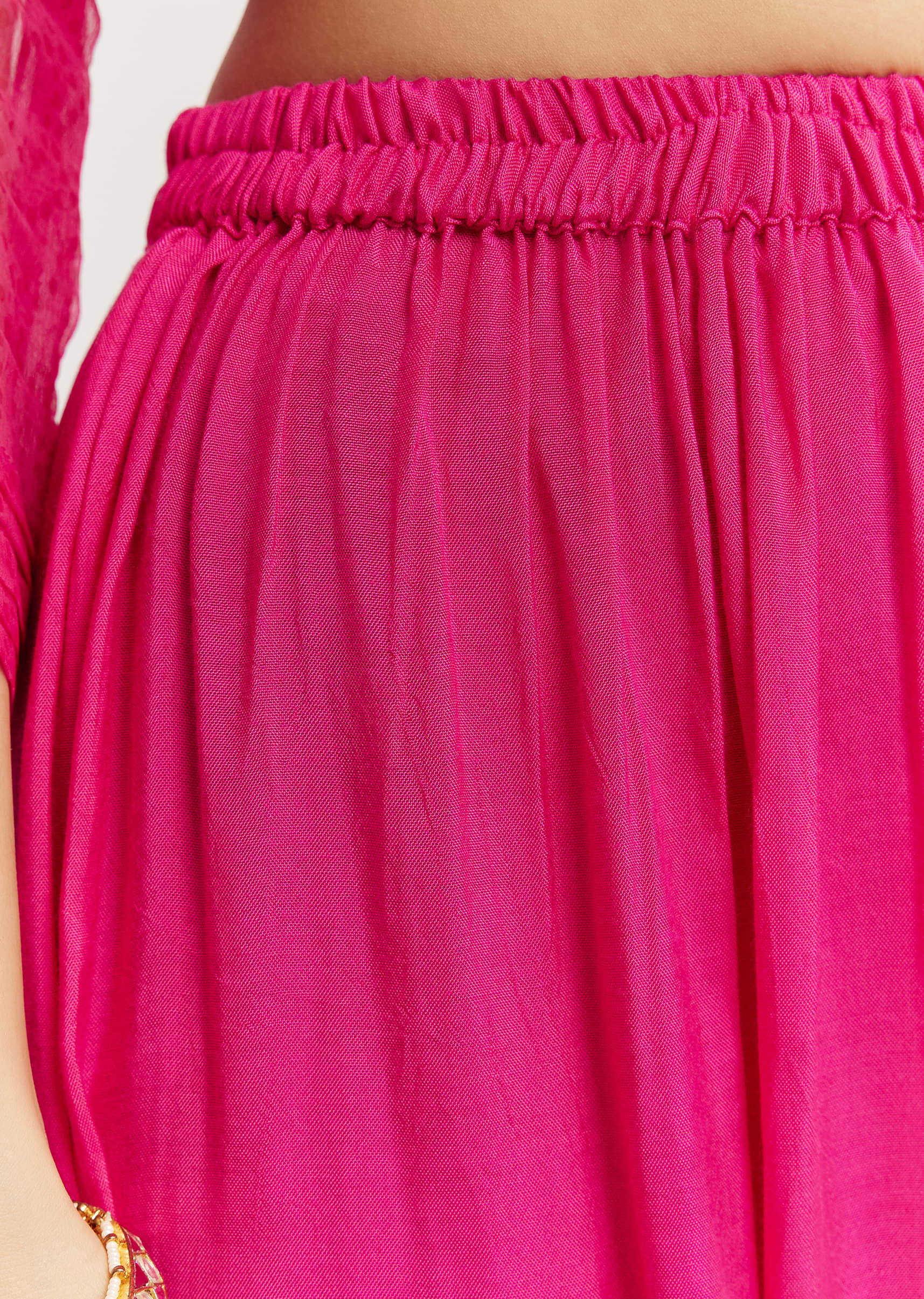 Pink Printed Chiffon Sequin Kurta Set With Dupatta - Image 6