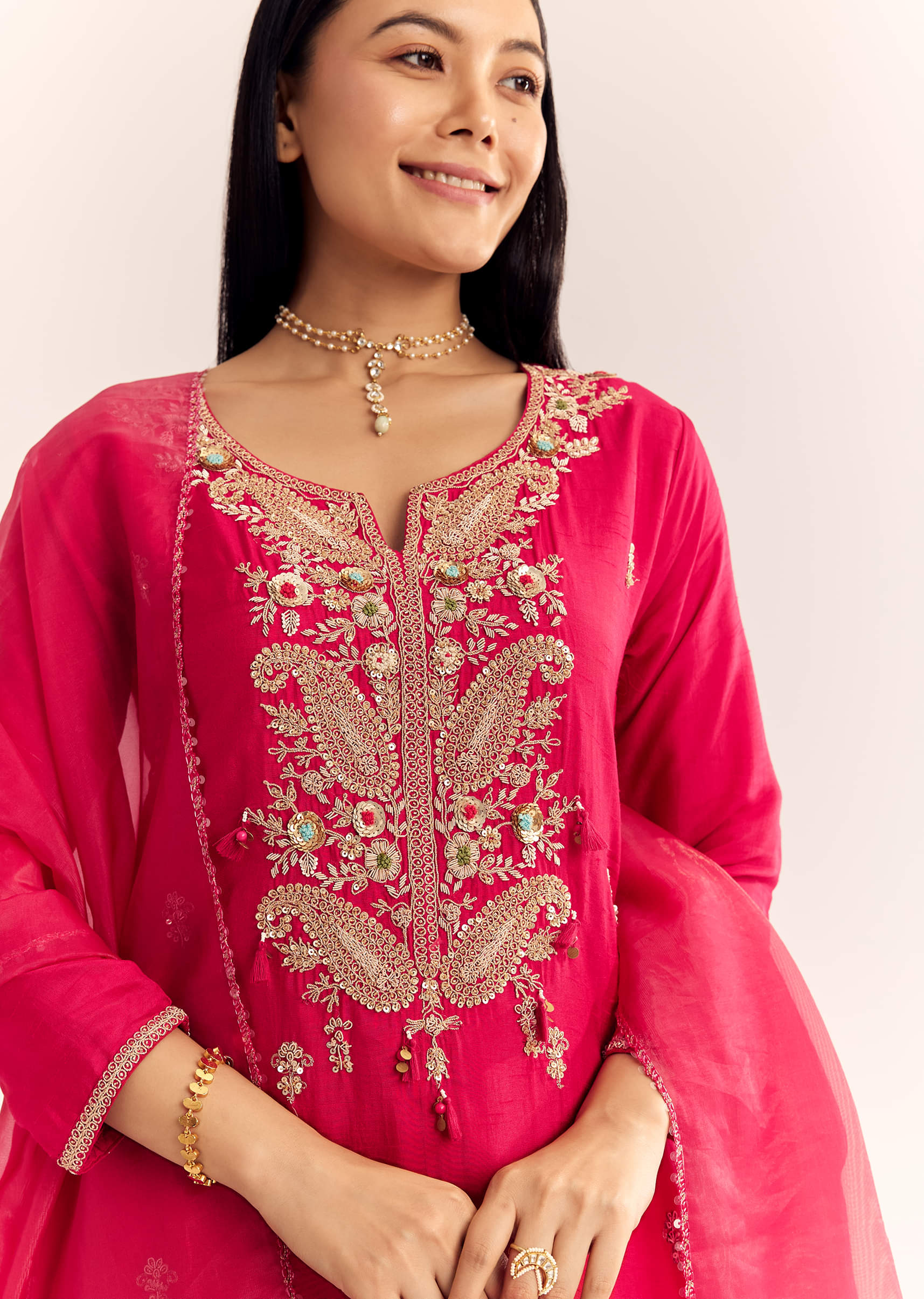 Pink Zardosi Work Dola Silk Kurta Pant With Organza Dupatta - Image 3