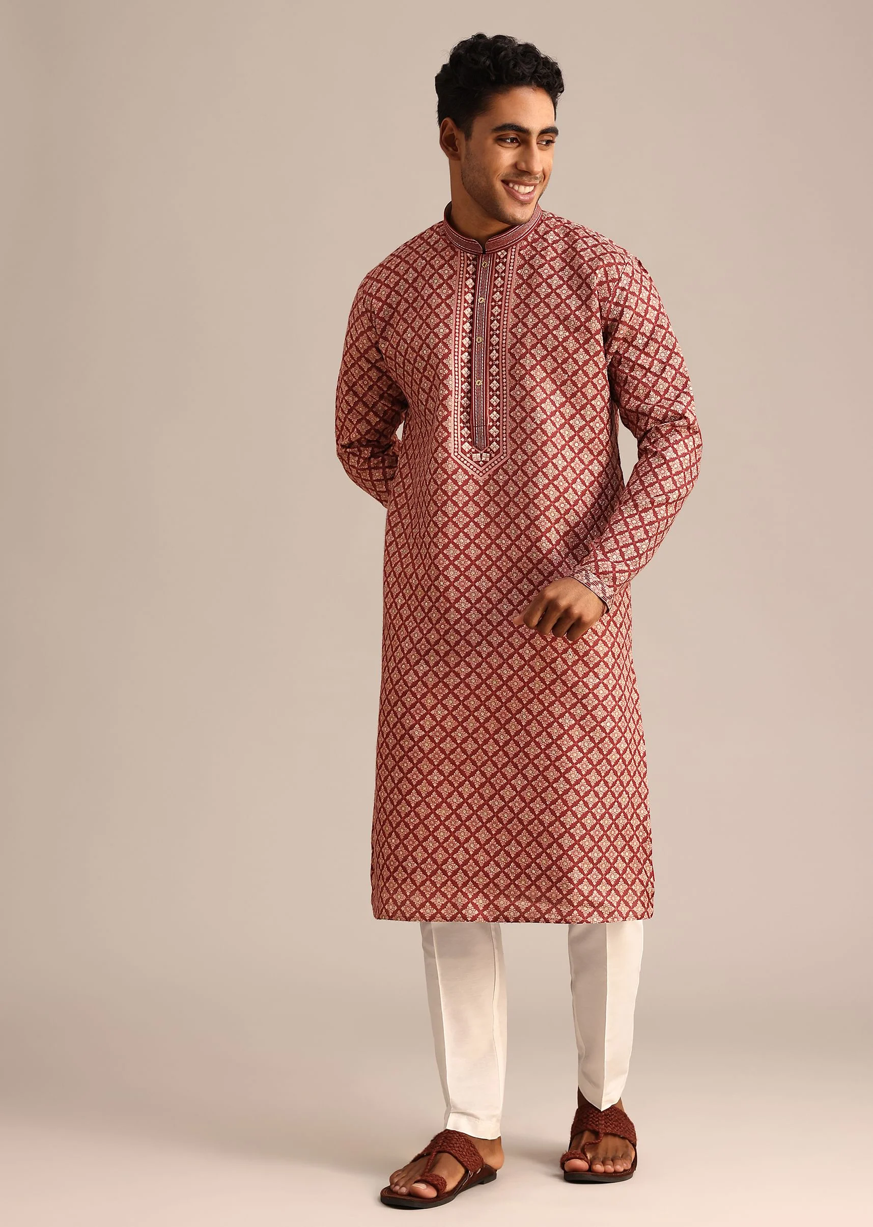 Red Georgette Kurta Set With Printed Detail - Image 3