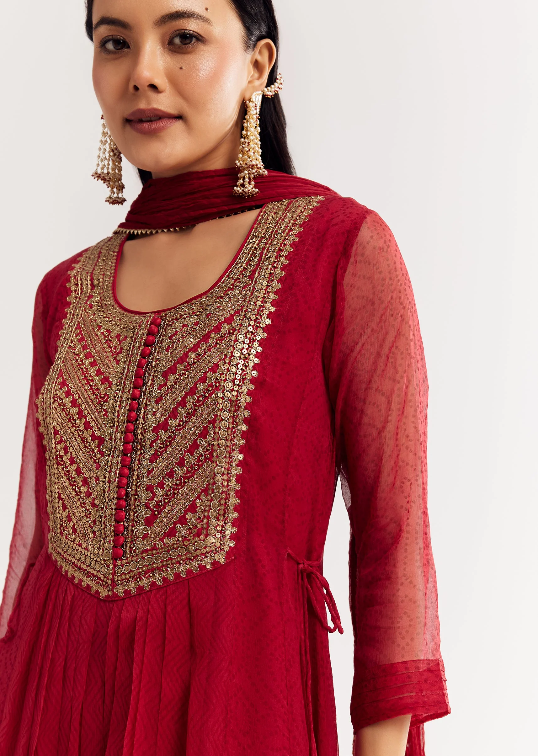 Red Printed Chiffon Sequin Kurta Set With Dupatta - Image 4