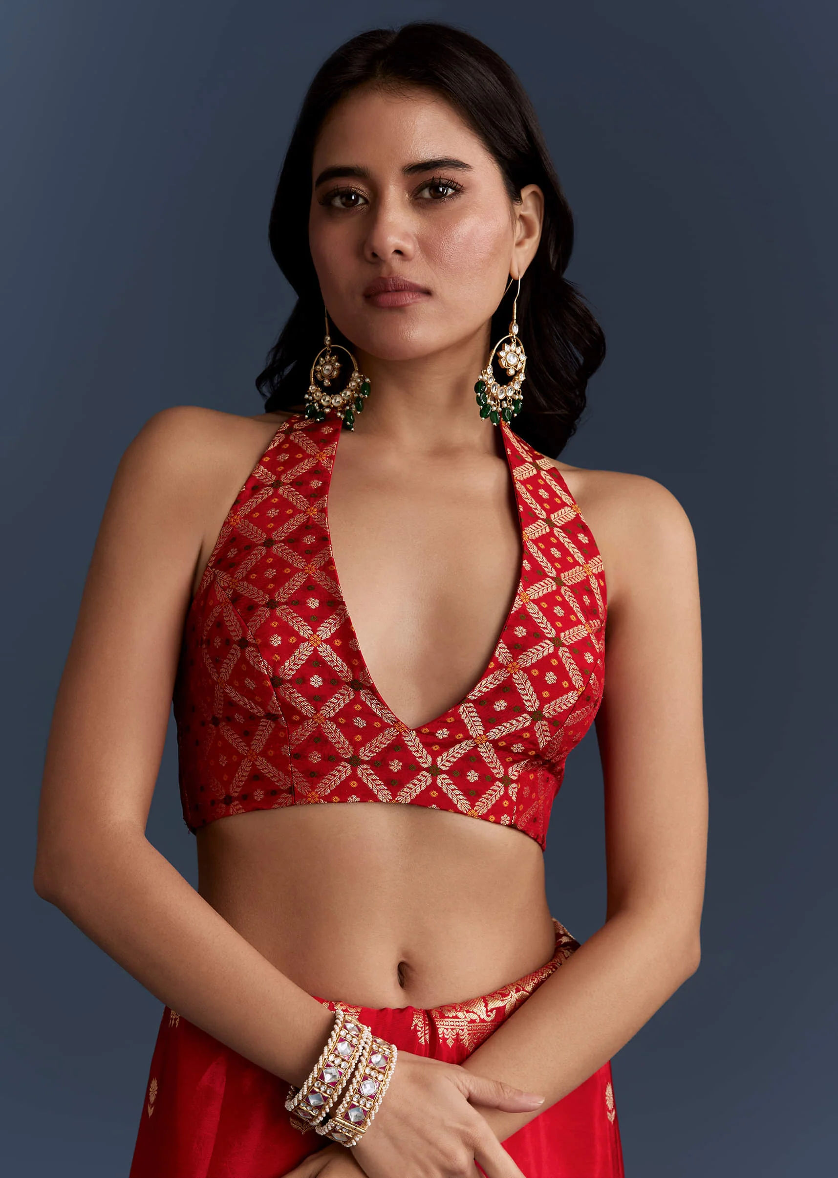 Red Satin Woven Saree With Floral Motif Work - Image 7