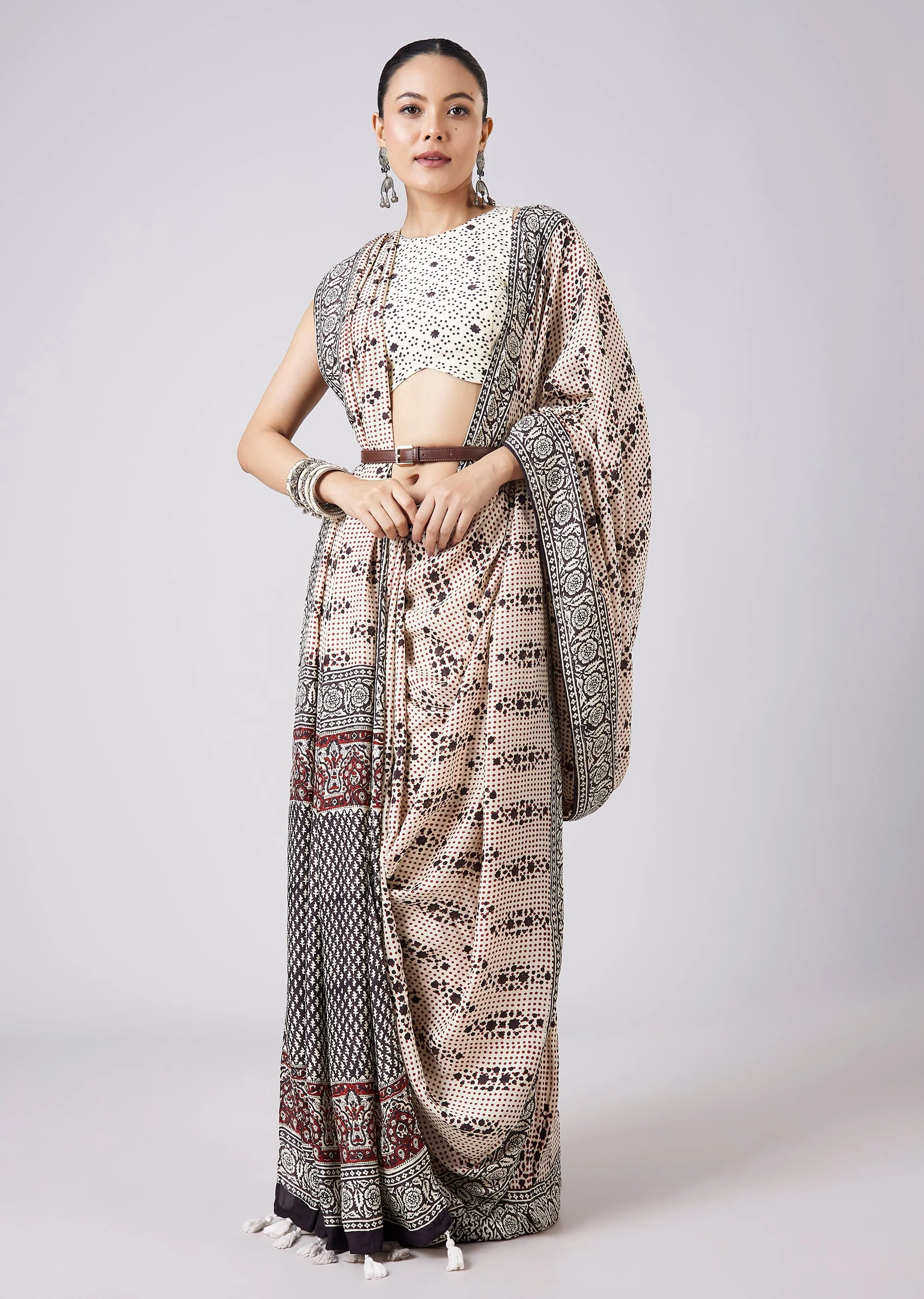 White Block Printed Motif Saree with Unstitched Blouse