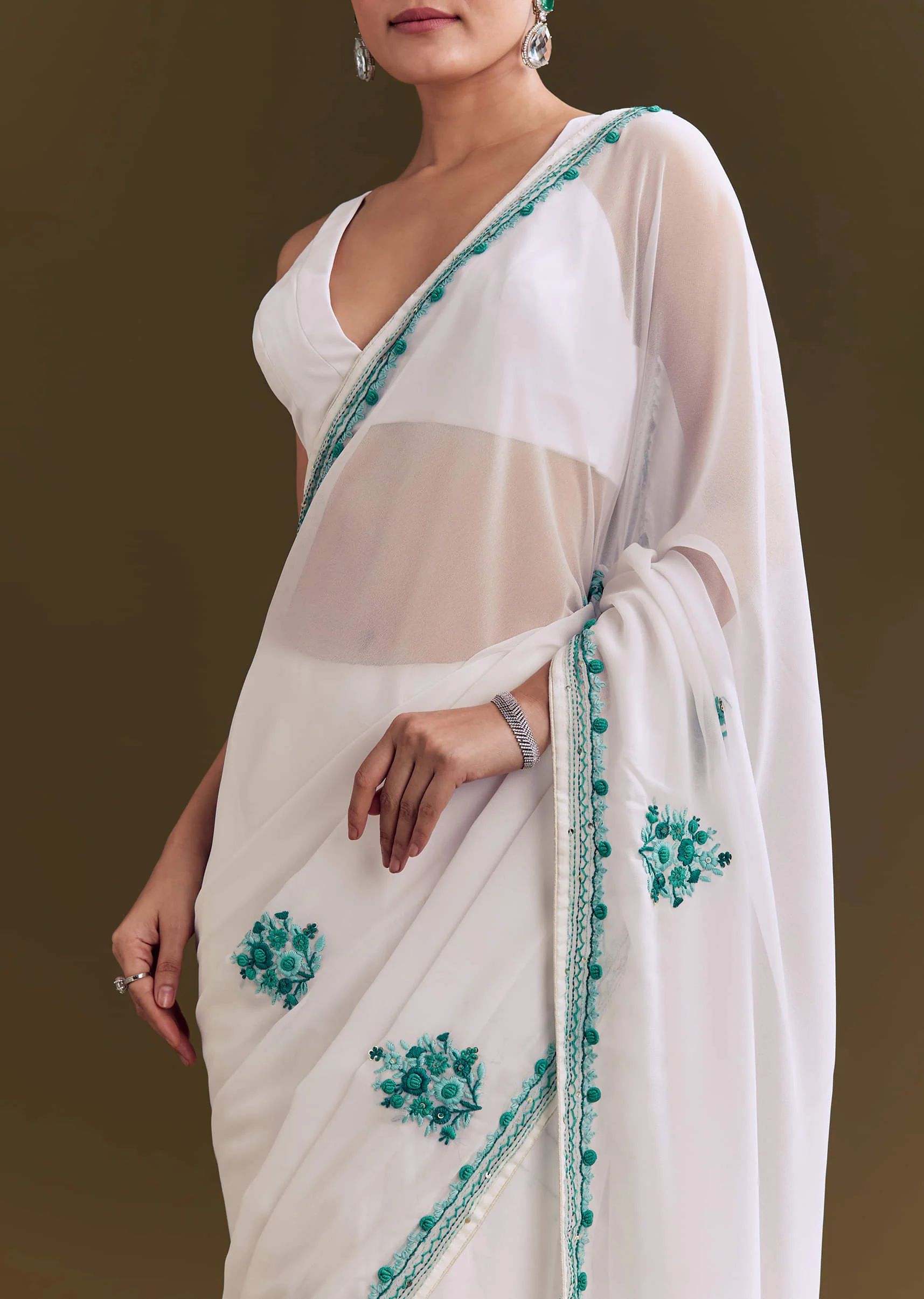 White Georgette Saree With Traditional Kashmiri Buds - Image 3