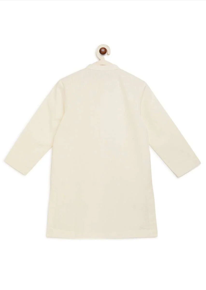 Kalki Boys White Kurta Set With Embroidered Buttis And Black Nehru Jacket With Ornate Embroidered Motif By Tiber Taber - Image 12