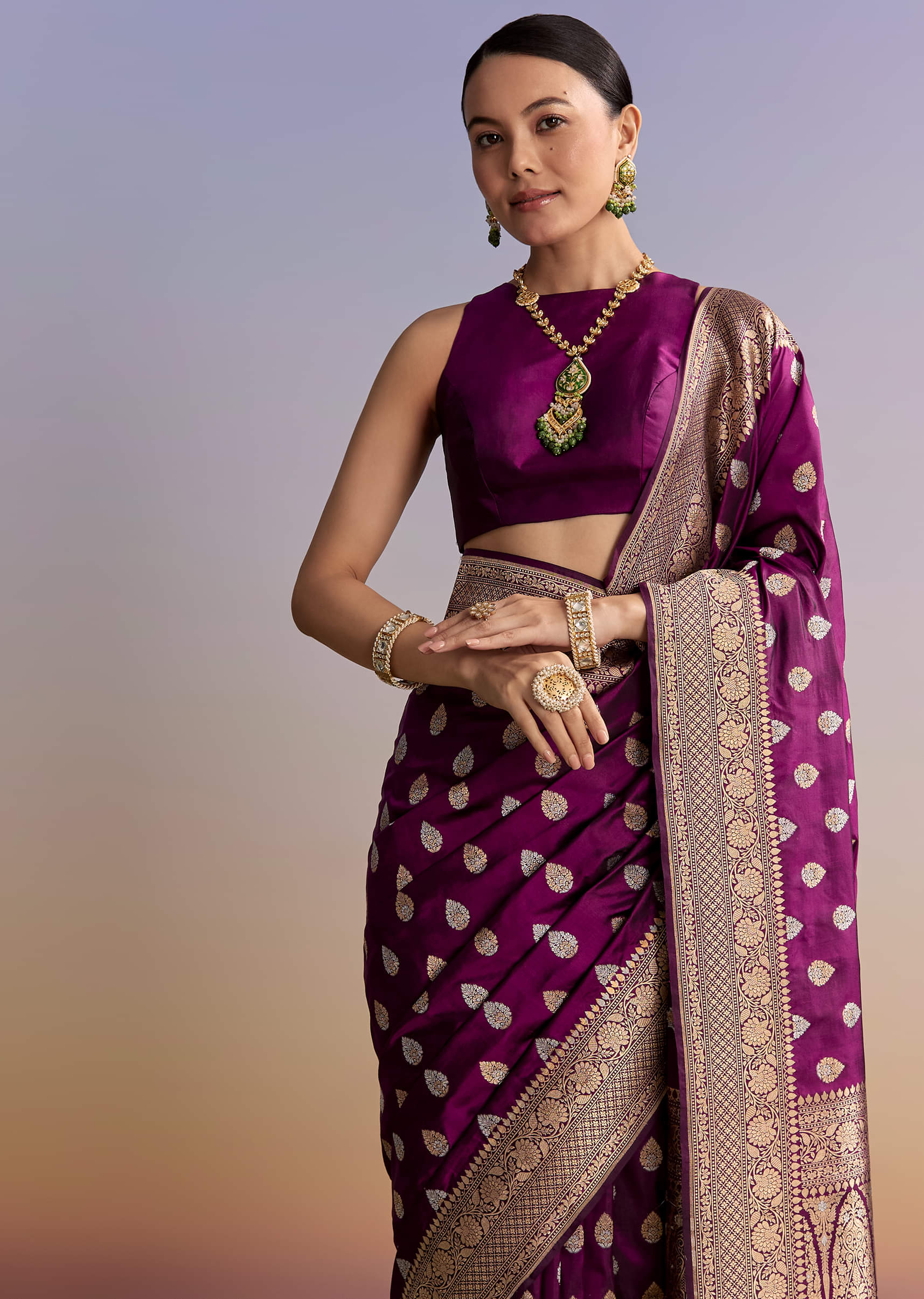 Wine Silk Handwoven Banarasi Saree With Zari Butti - Image 5