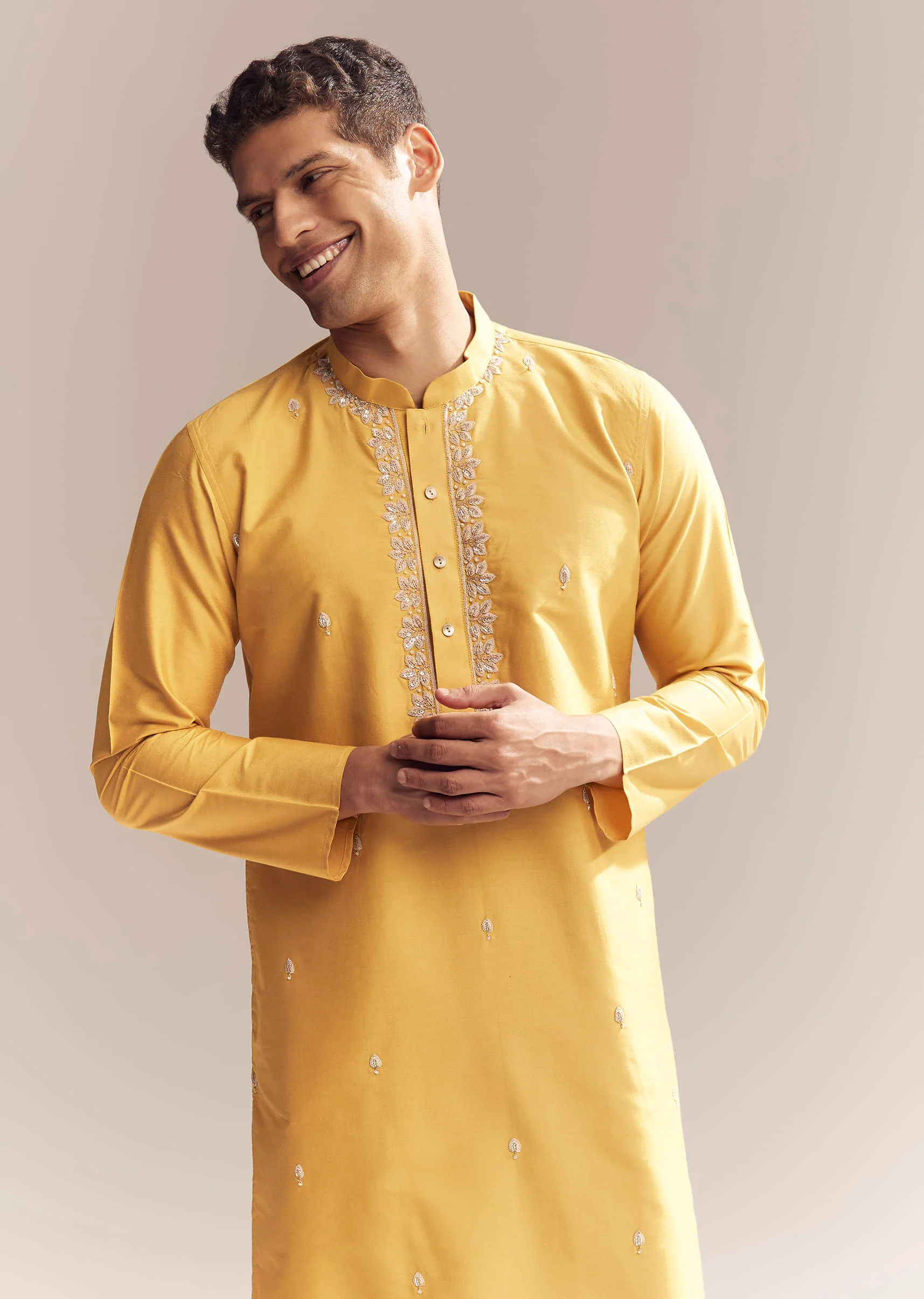 Yellow Silk Kurta Set For Men With Zardosi And Aari Work - Image 4